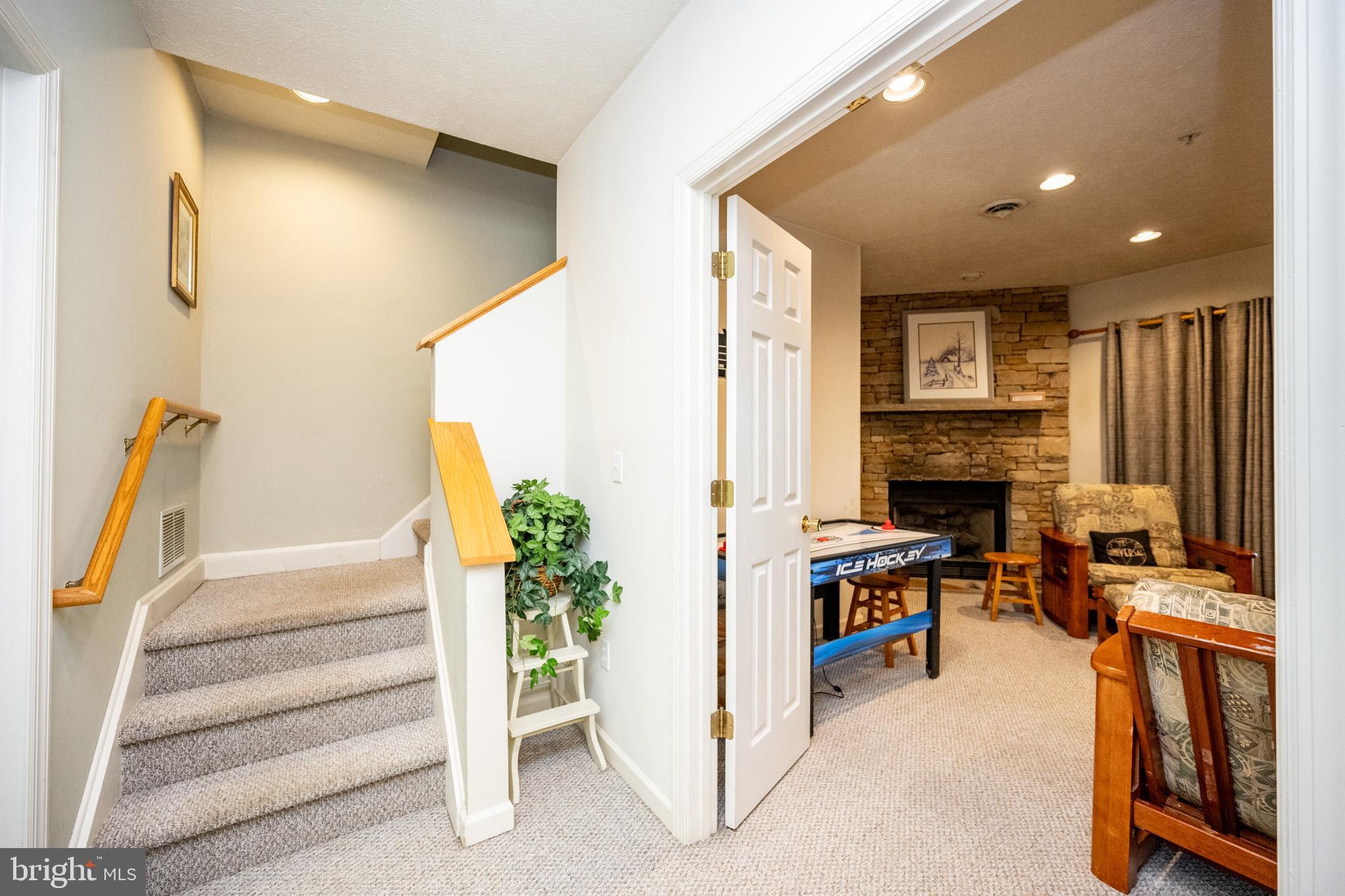 DEEP CREEK VILLAGE - Residential