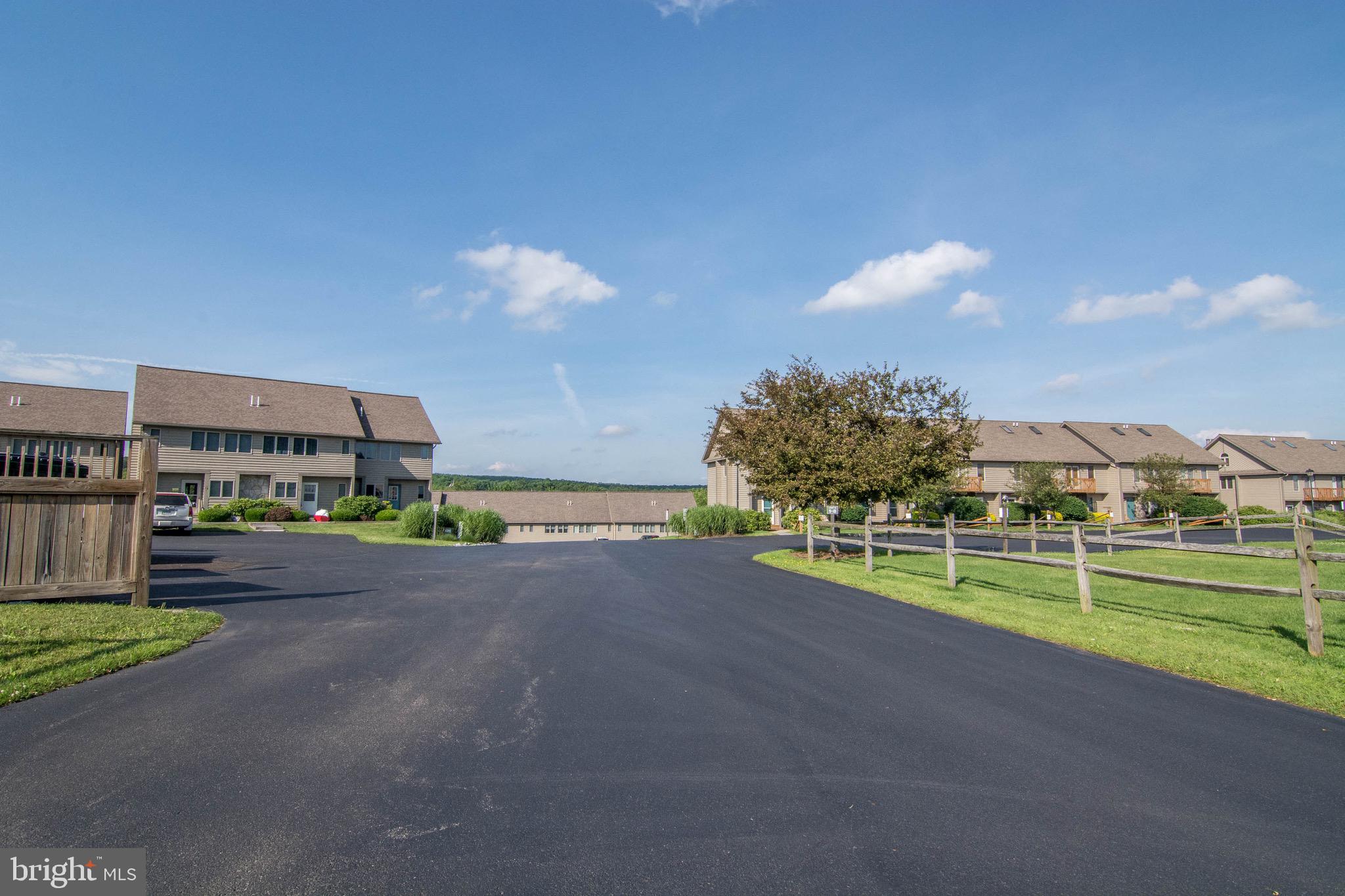 DEEP CREEK VILLAGE - Residential