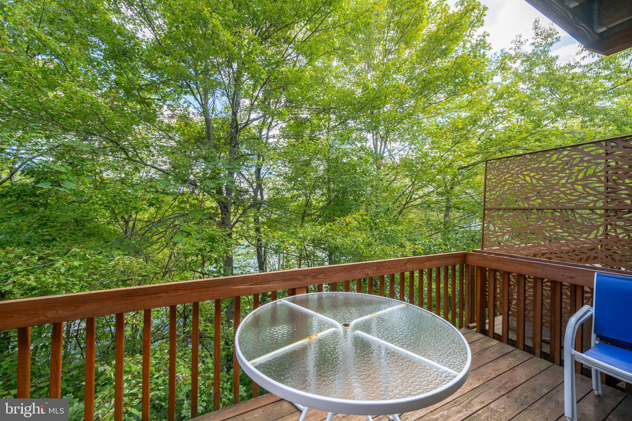 DEEP CREEK VILLAGE - Residential