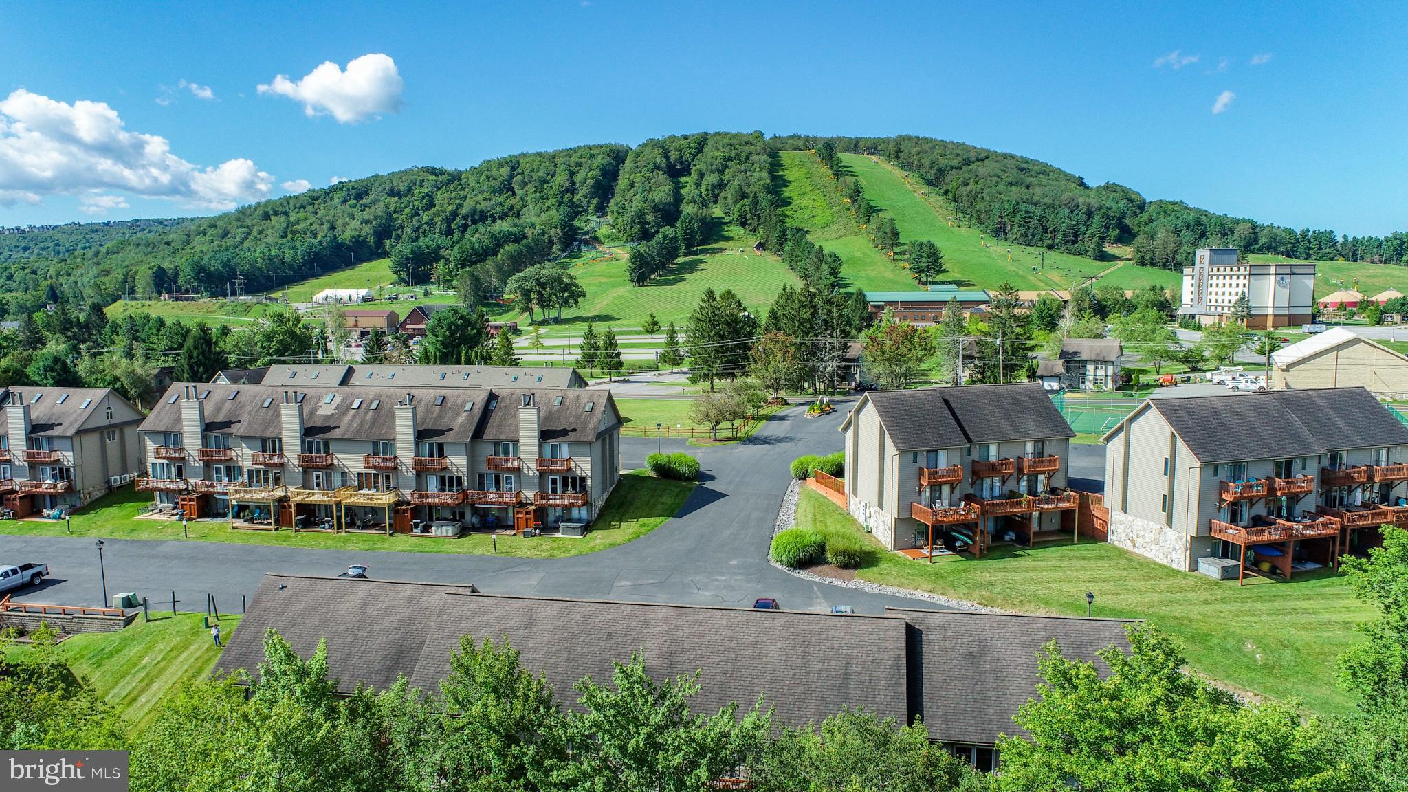 DEEP CREEK VILLAGE - Residential