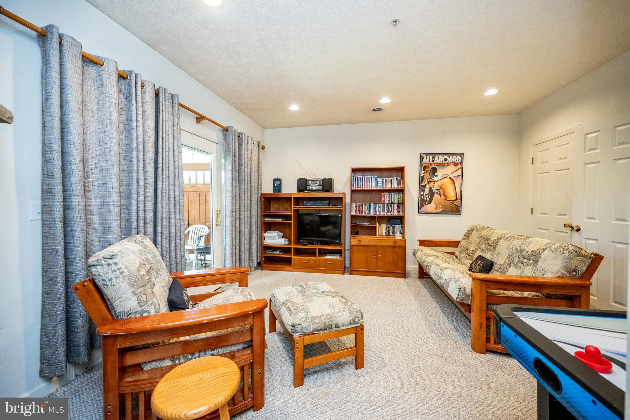 DEEP CREEK VILLAGE - Residential