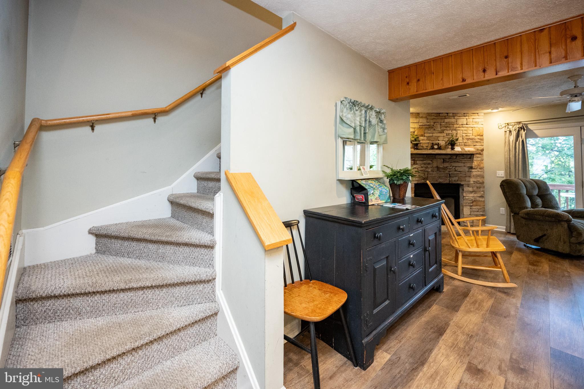 DEEP CREEK VILLAGE - Residential