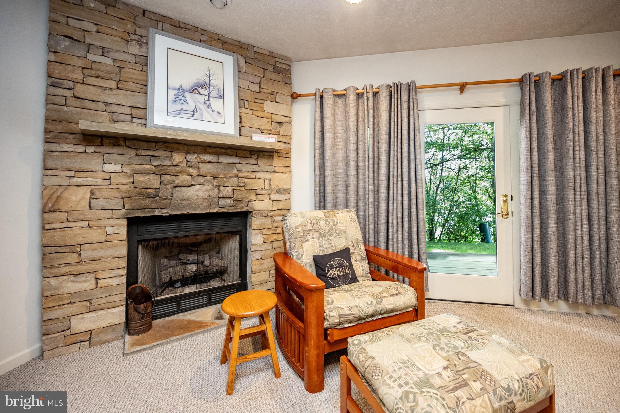 DEEP CREEK VILLAGE - Residential