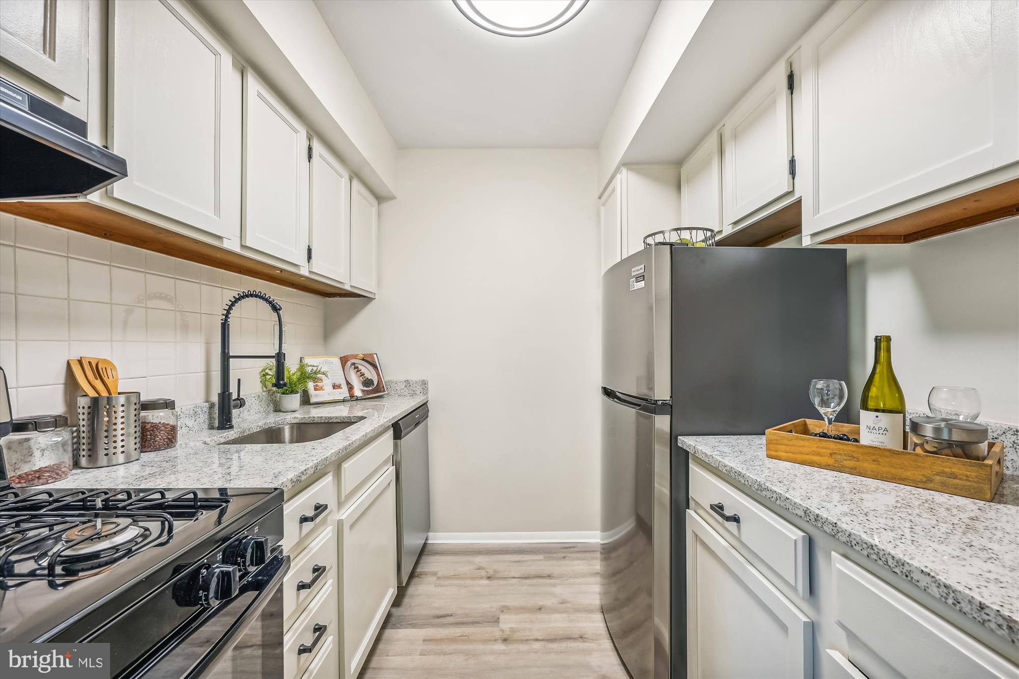 ROCKLAND RUN - Residential