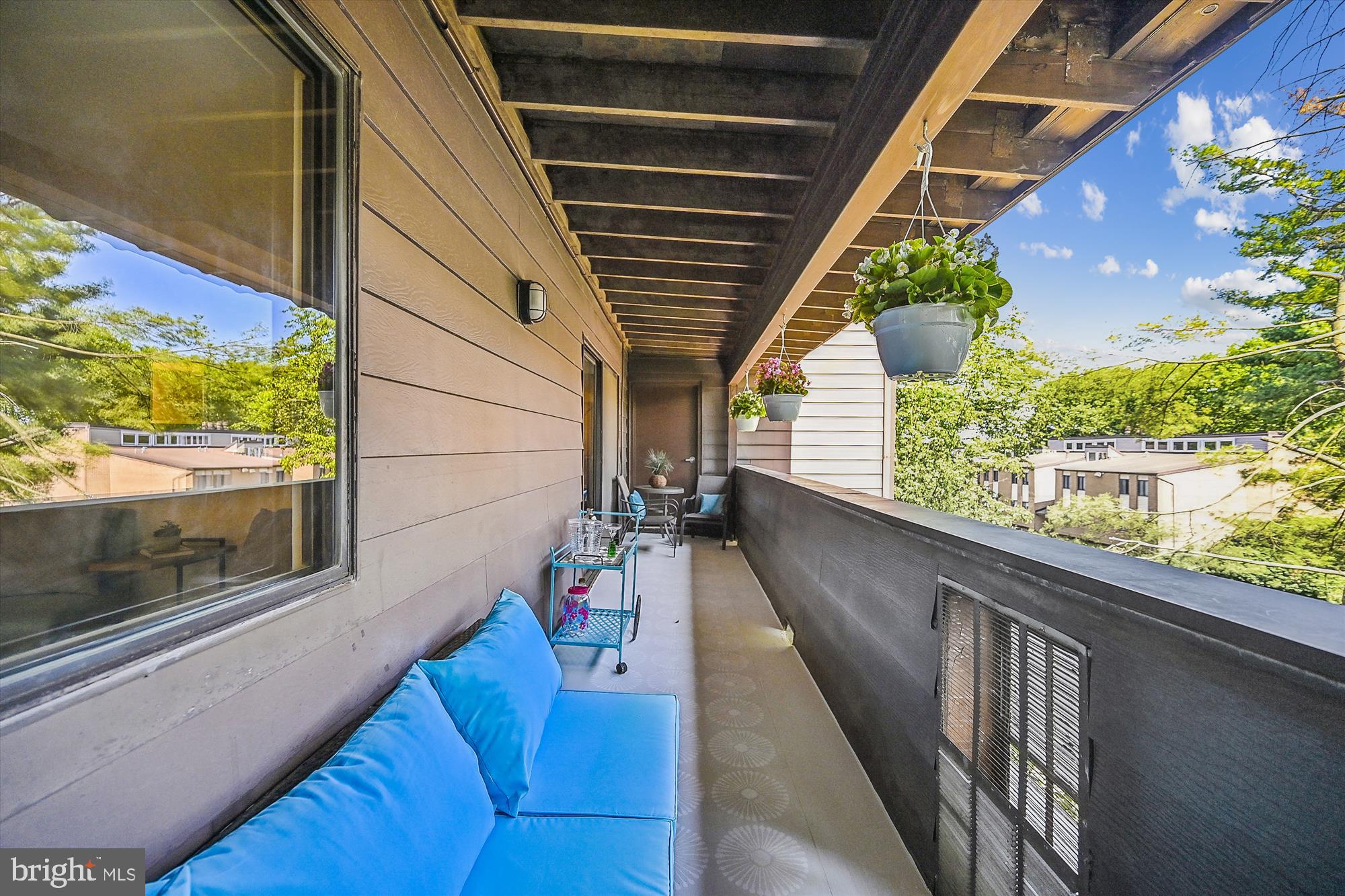 ROCKLAND RUN - Residential