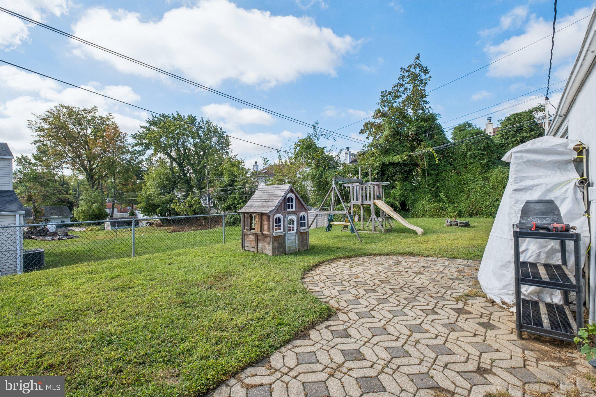 SOMERTON - Residential