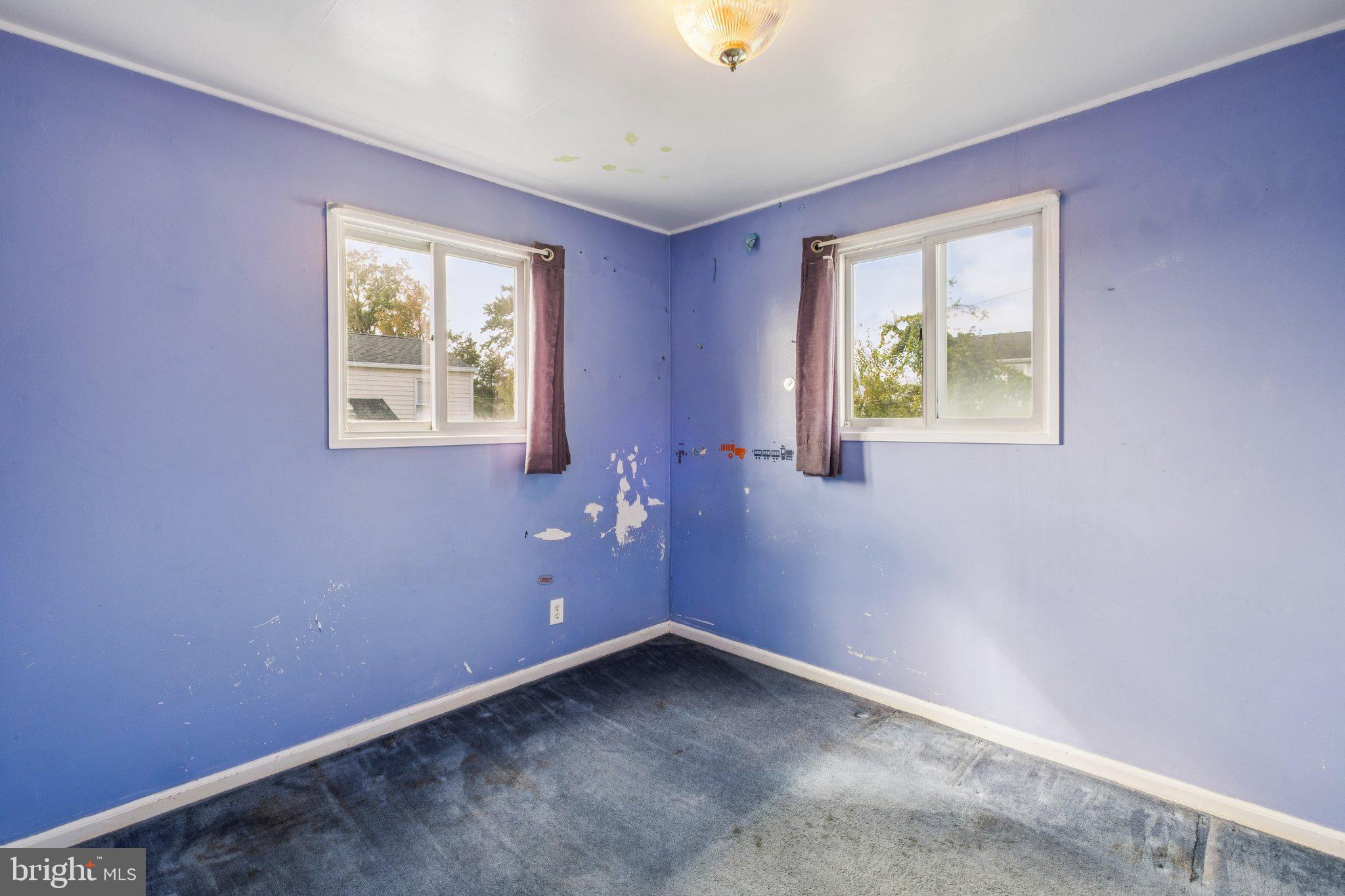 SOMERTON - Residential