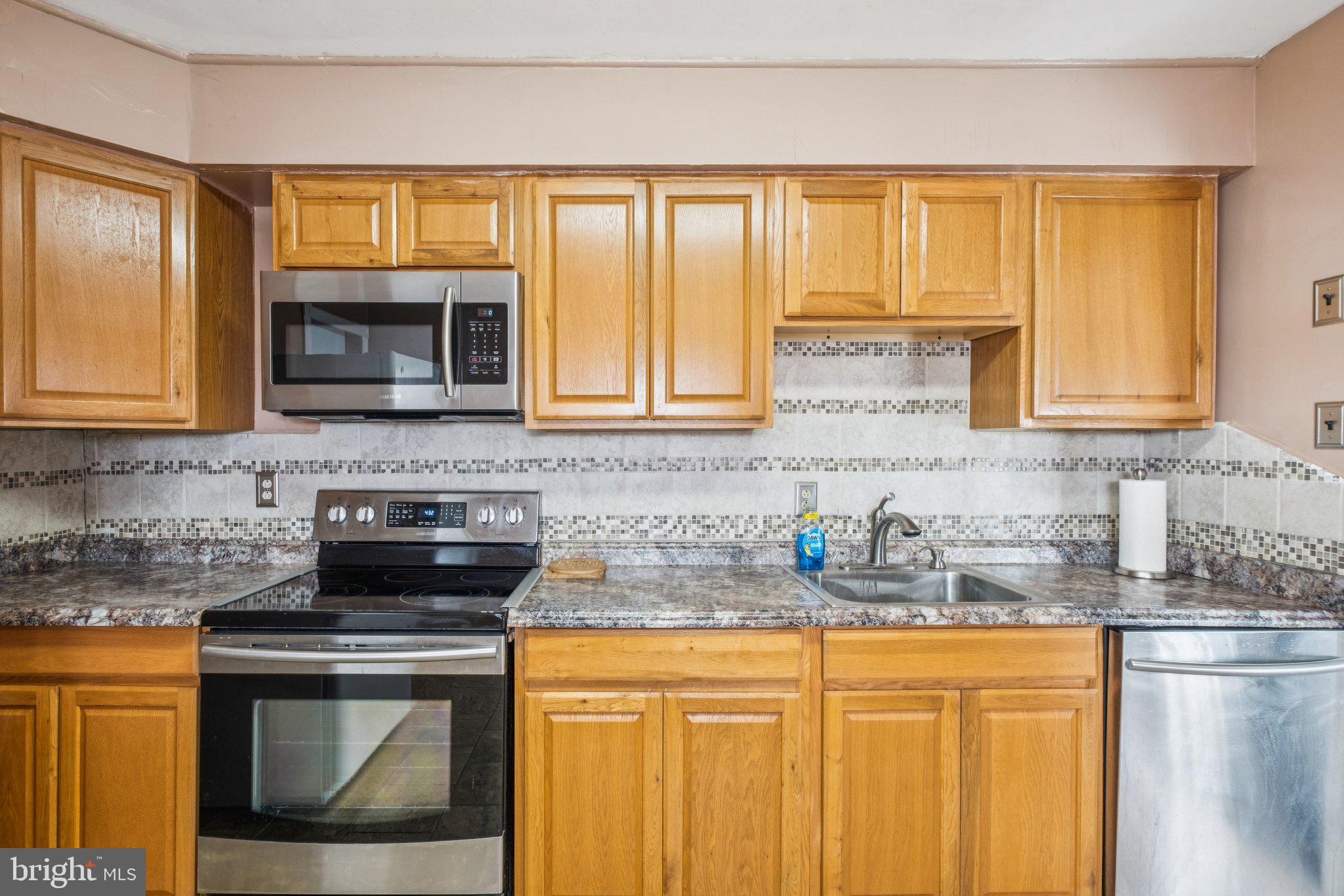 SOMERTON - Residential