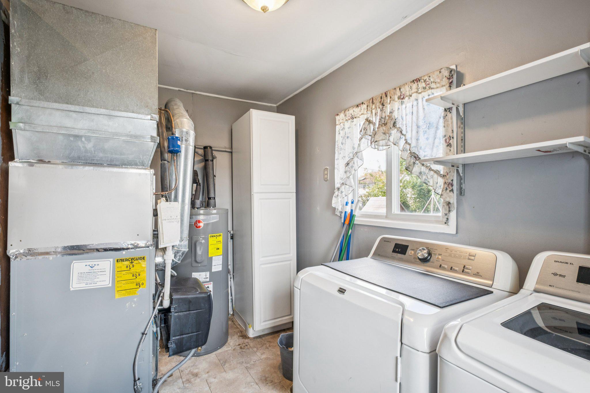 SOMERTON - Residential