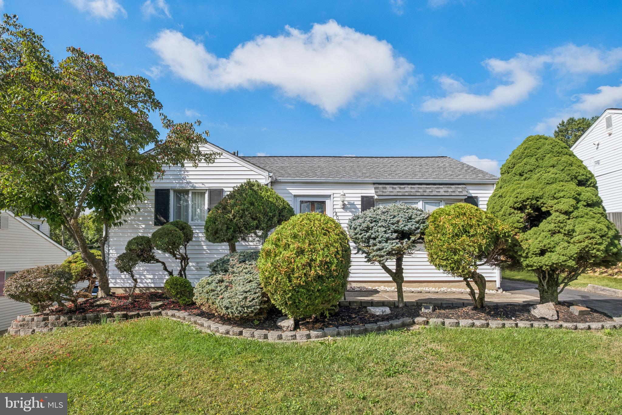 SOMERTON - Residential