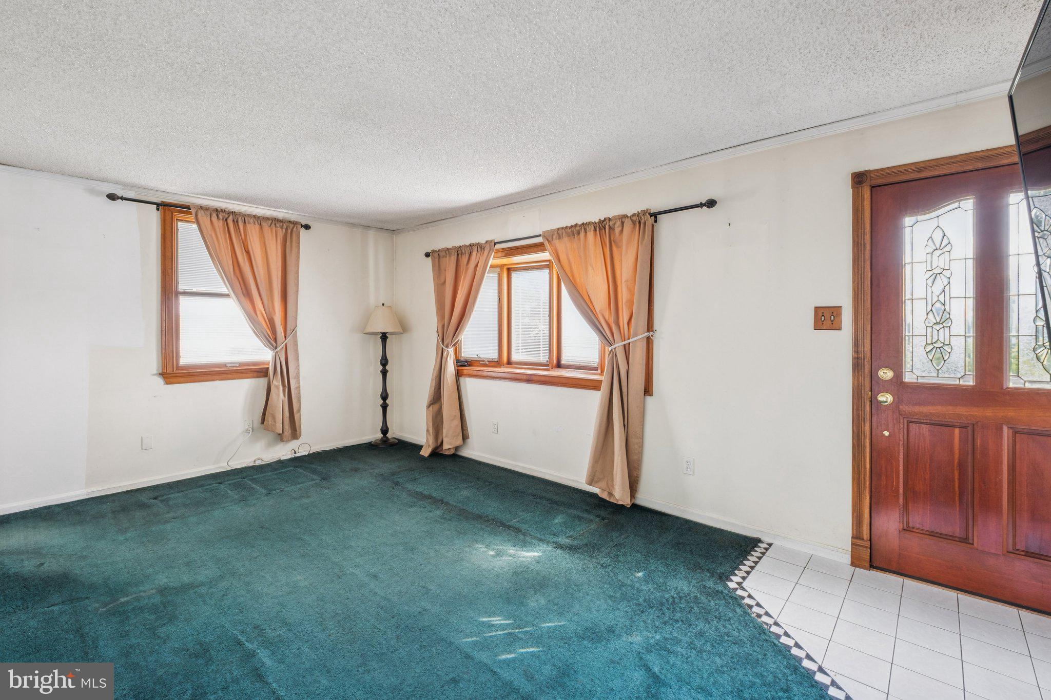 SOMERTON - Residential