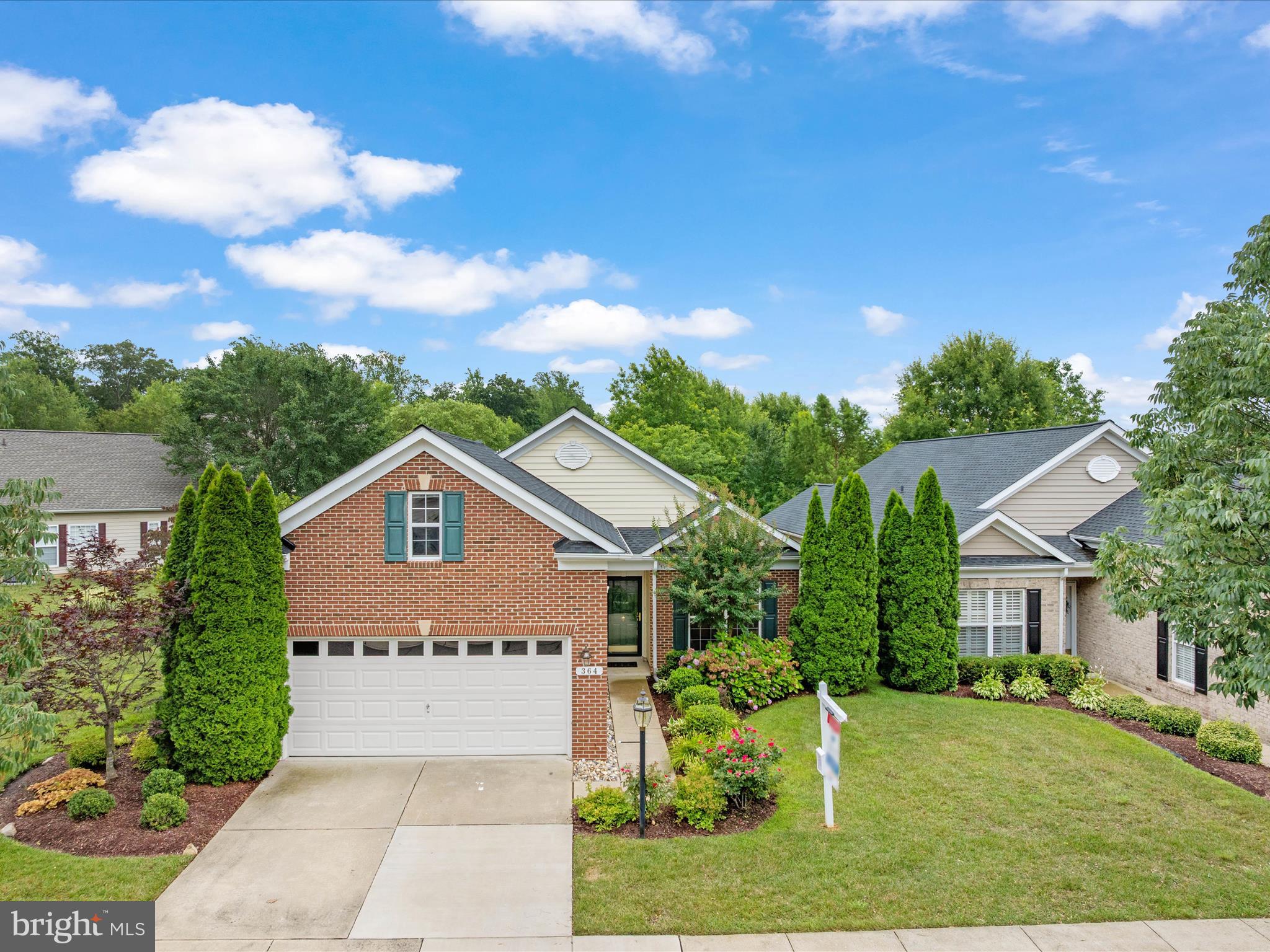 SYMPHONY VILLAGE AT CENTREVILLE - Residential