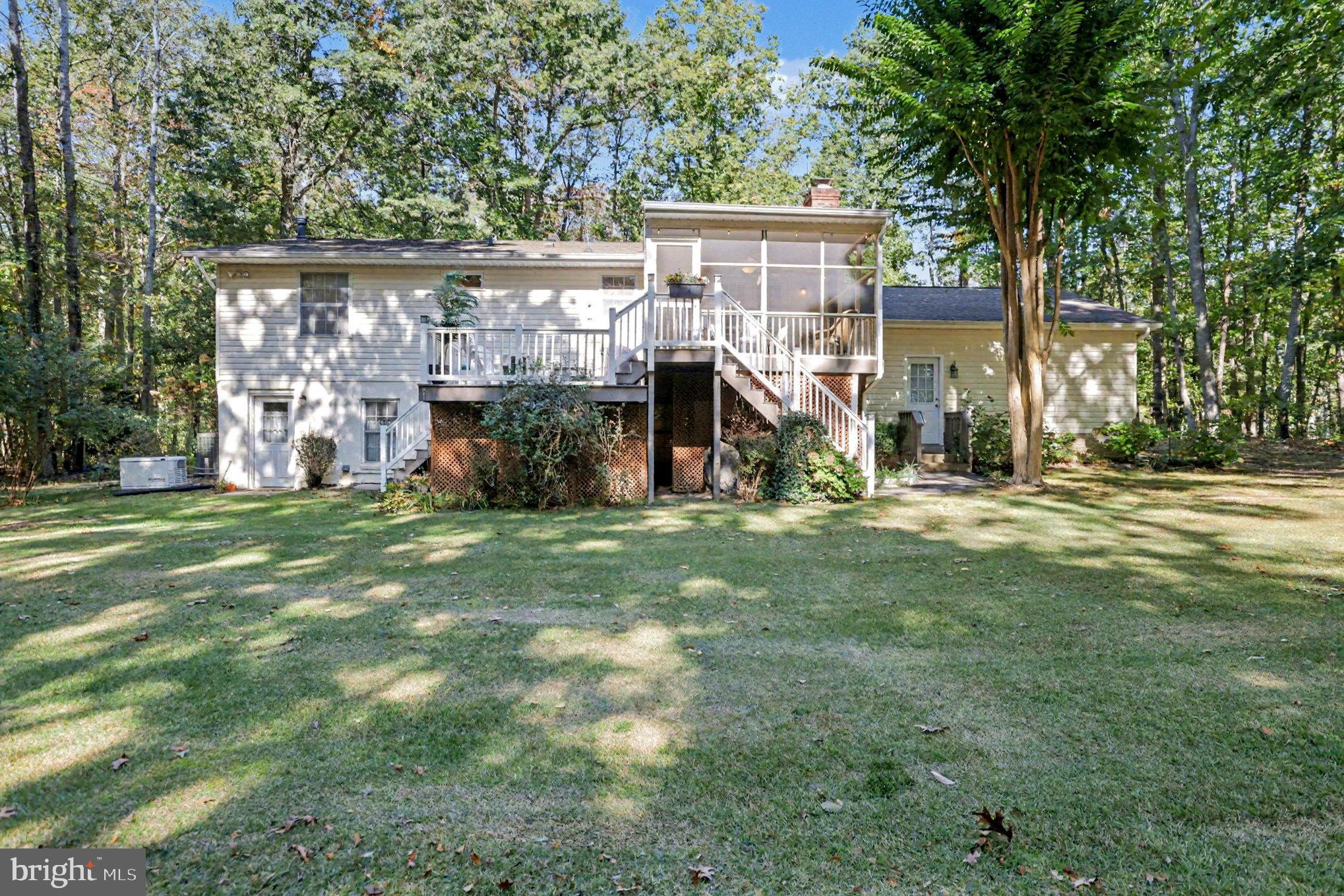 515 WALNUT DRIVE