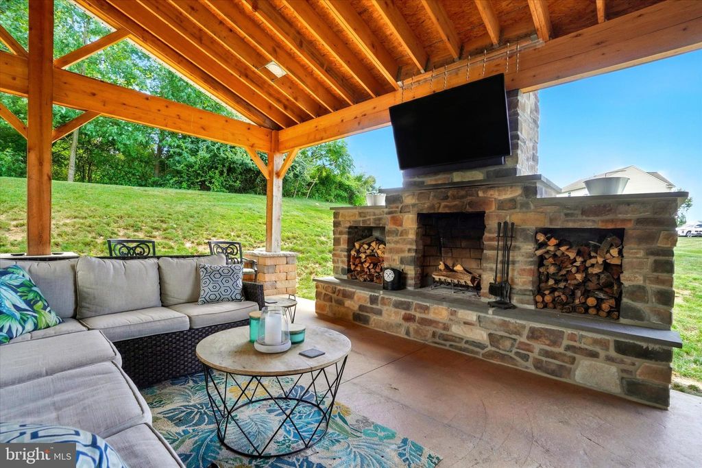 Photo of 1031 Countryside Road, SEVEN VALLEYS, PA 17360 (MLS # PAYK2088834)