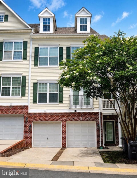 Townhouse For Rent - 1820 Cedar Cove Way #101<br/> Prince William County, WOODBRIDGE, VA 22191