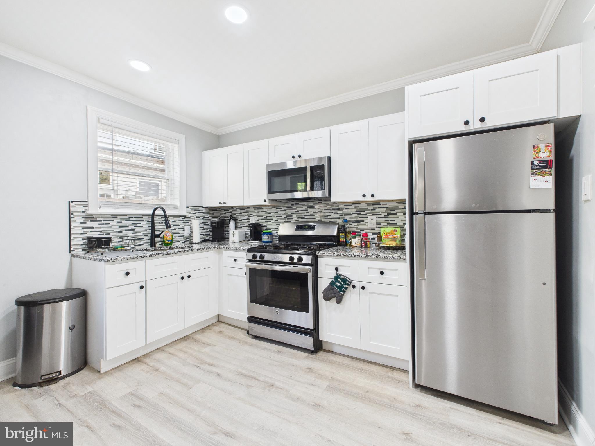 POINT BREEZE - Residential