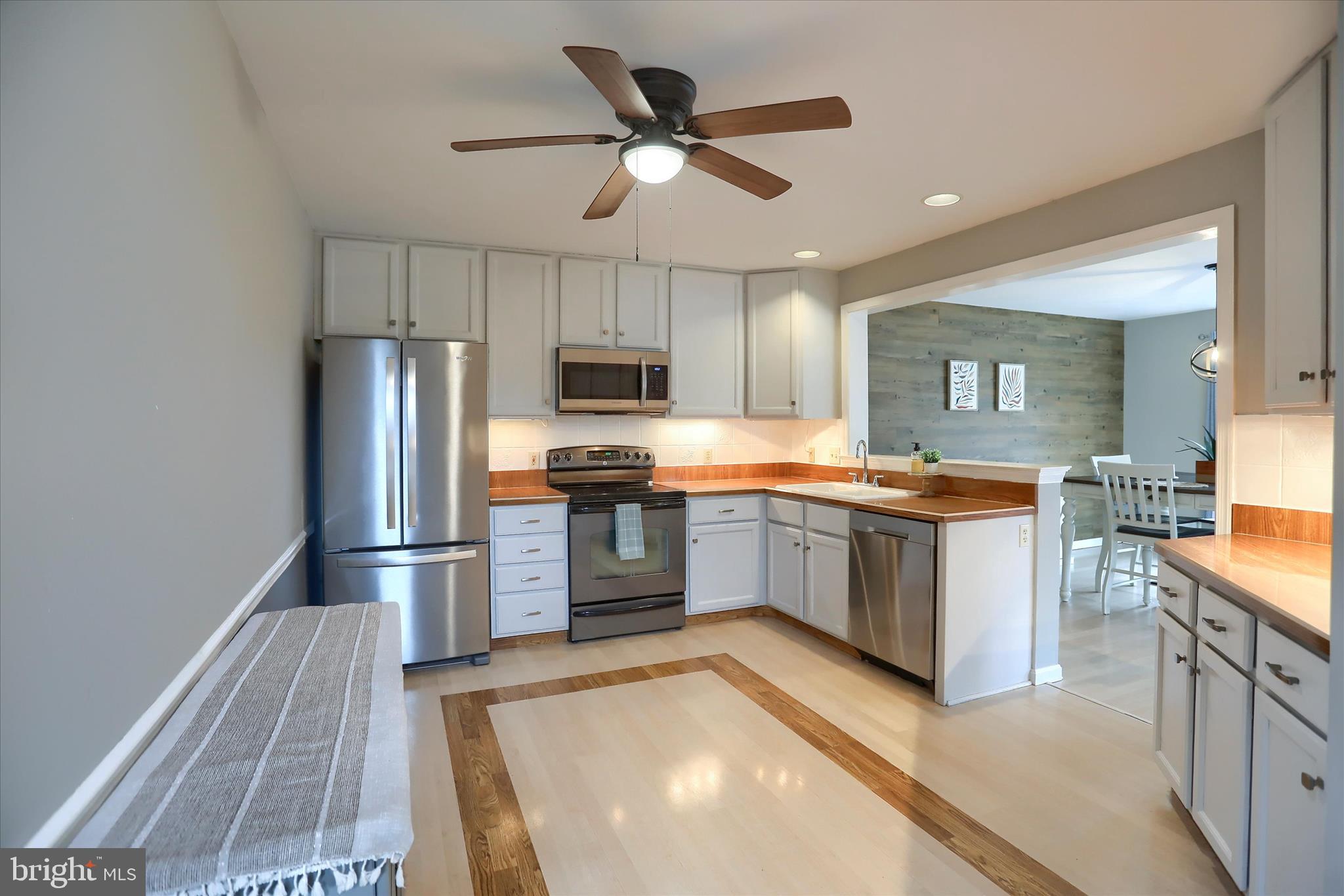 BEACON HILL - Residential