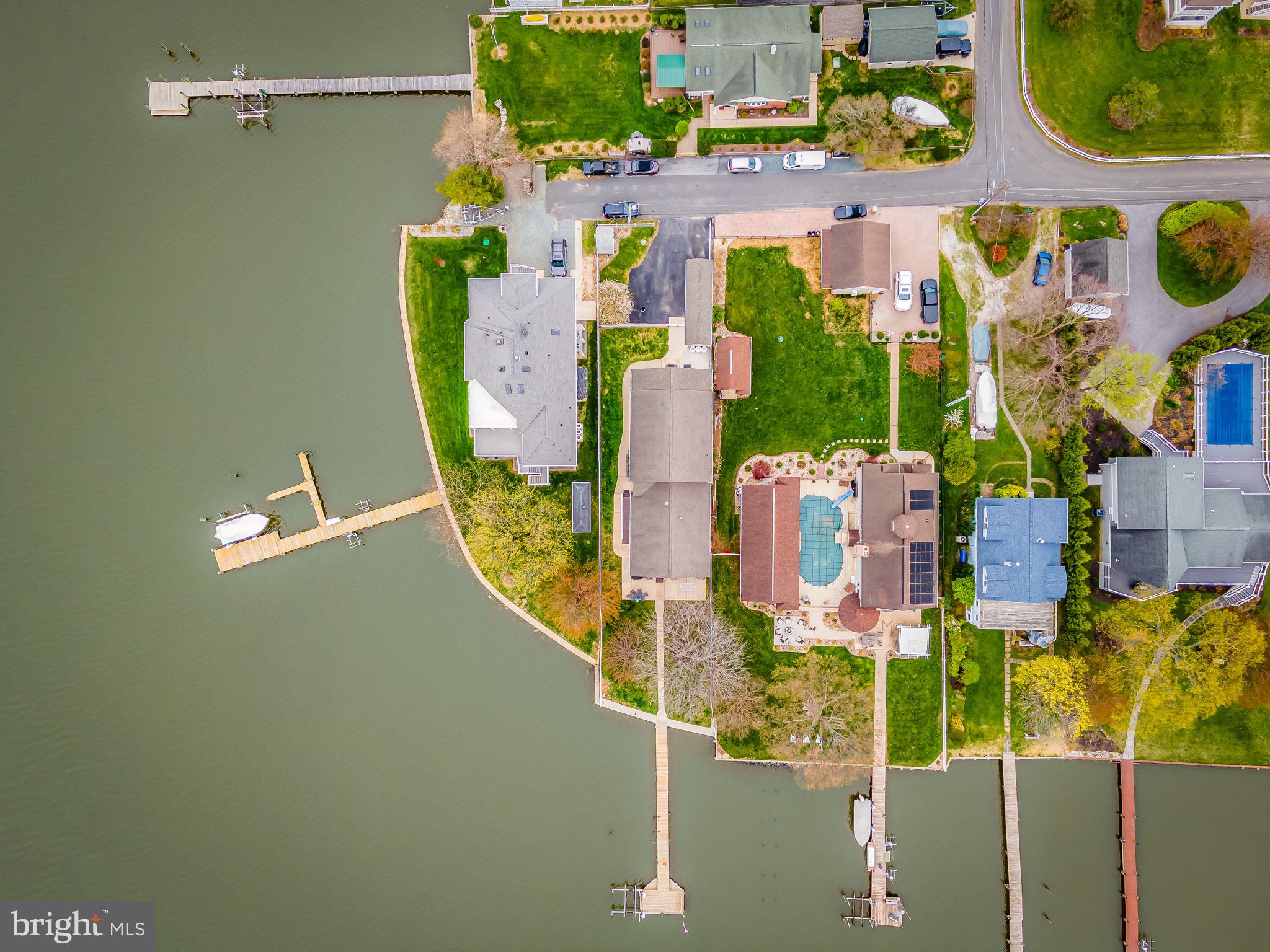 BOWLEYS QUARTERS - Residential