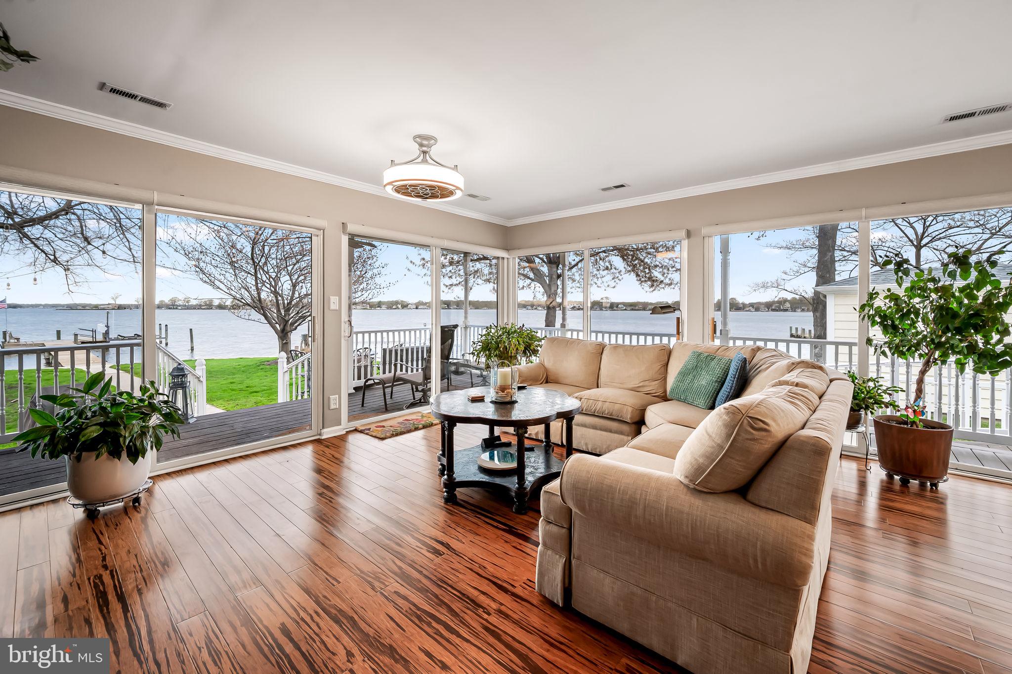 BOWLEYS QUARTERS - Residential