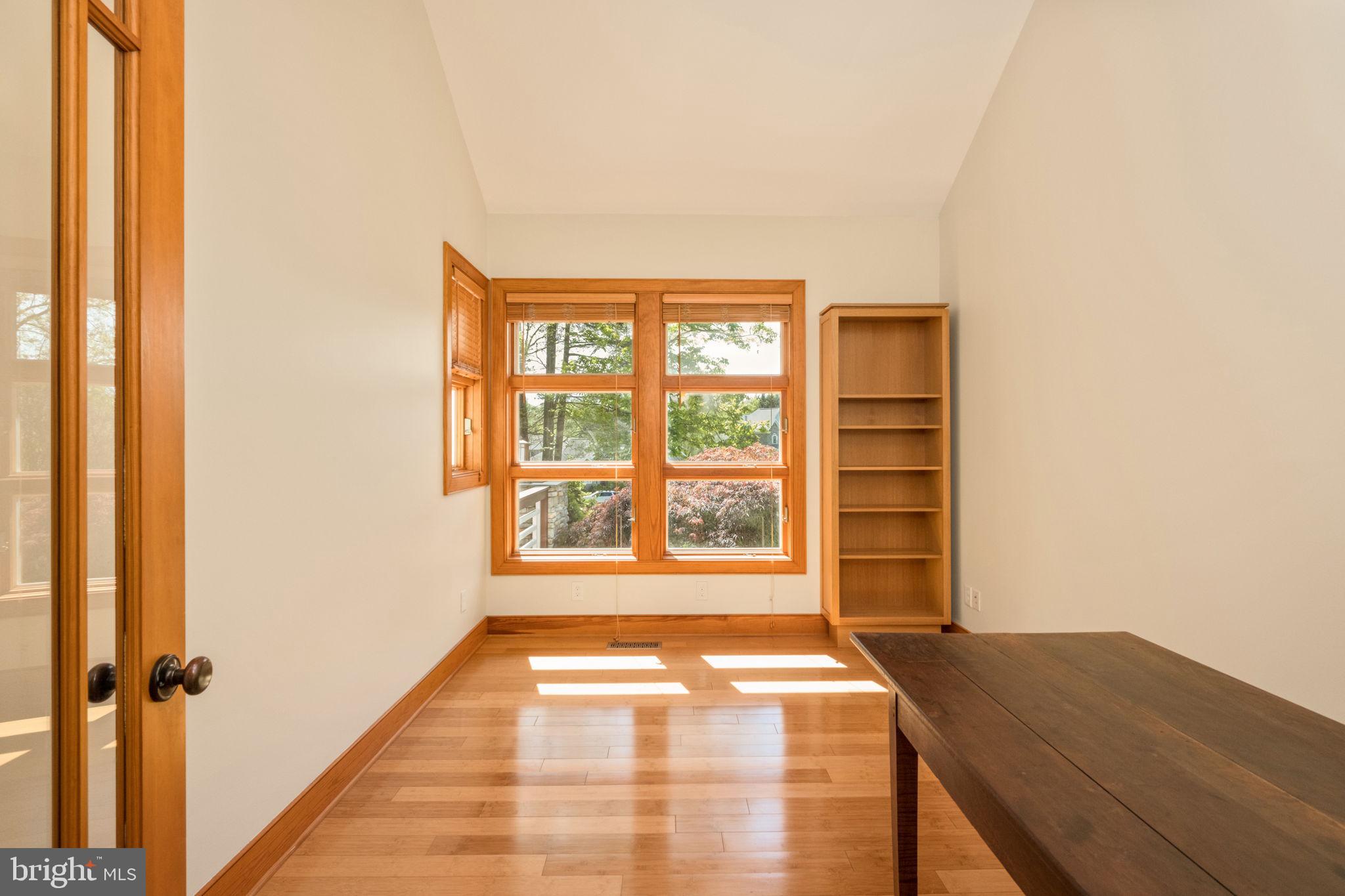BARRINGTON - Residential