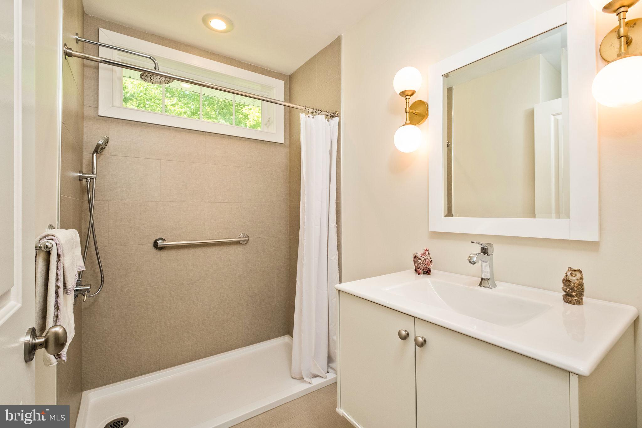 BARRINGTON - Residential