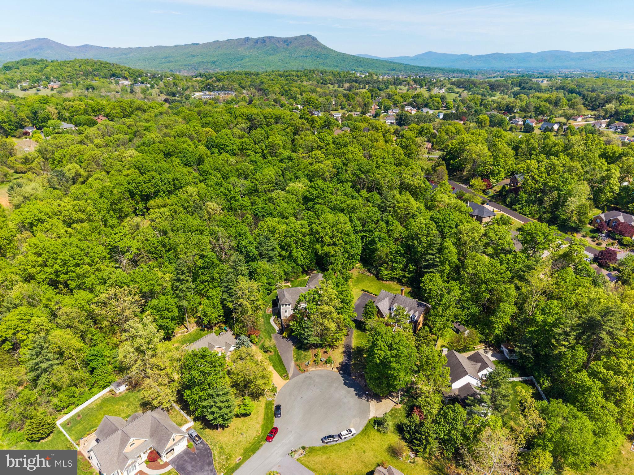 BARRINGTON - Residential