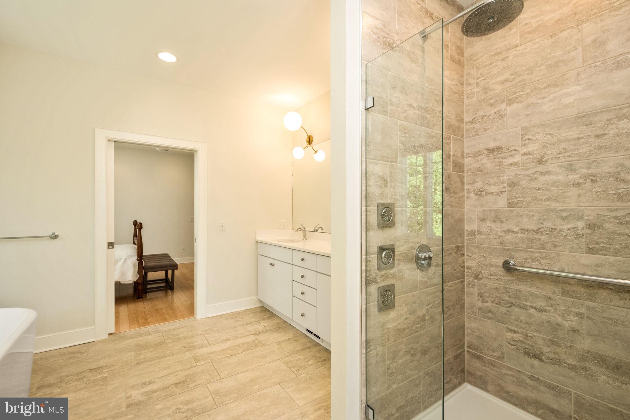 BARRINGTON - Residential