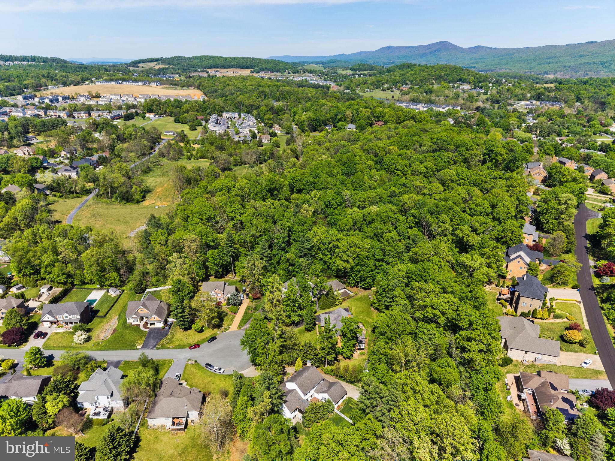 BARRINGTON - Residential