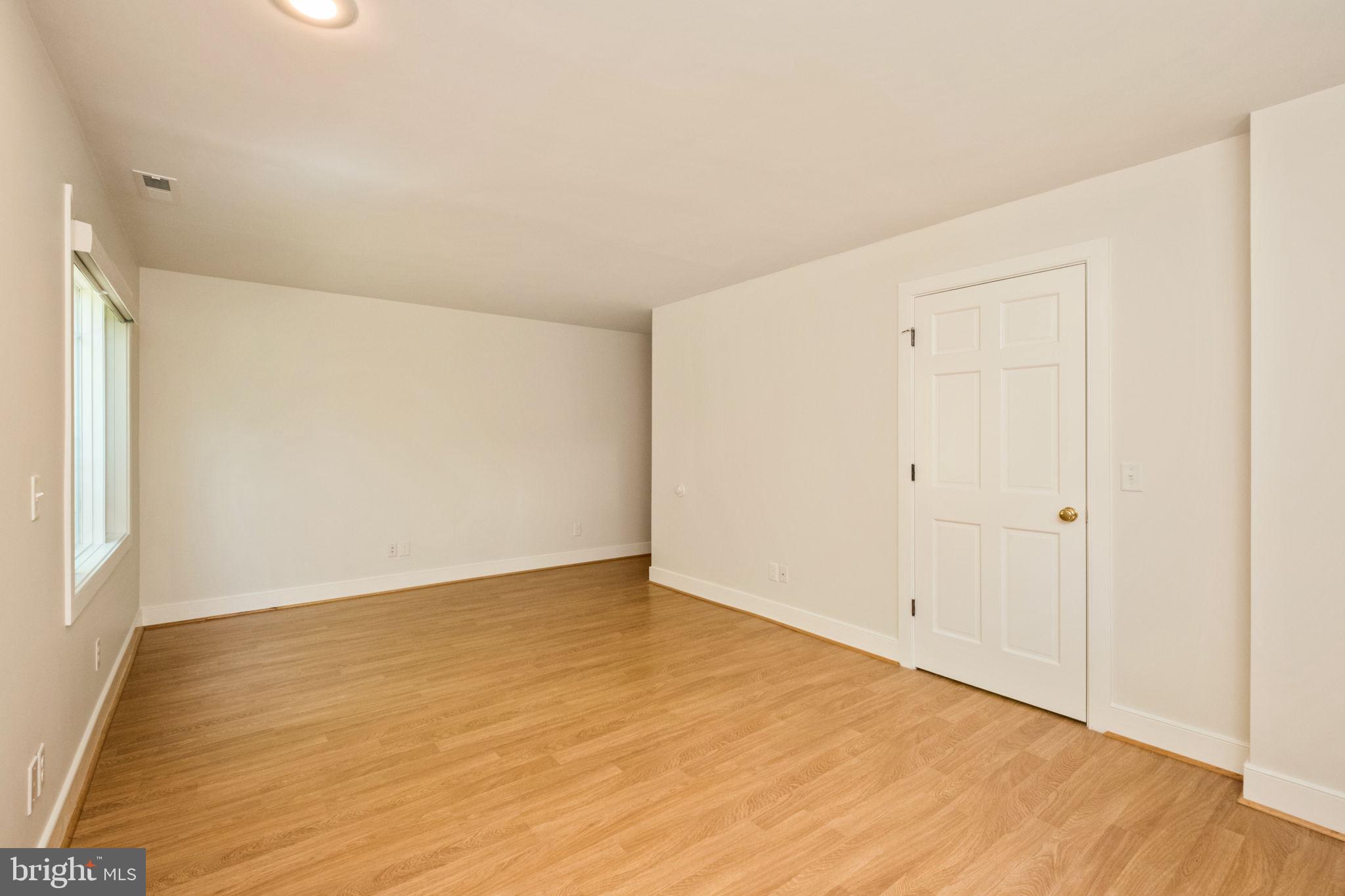 BARRINGTON - Residential