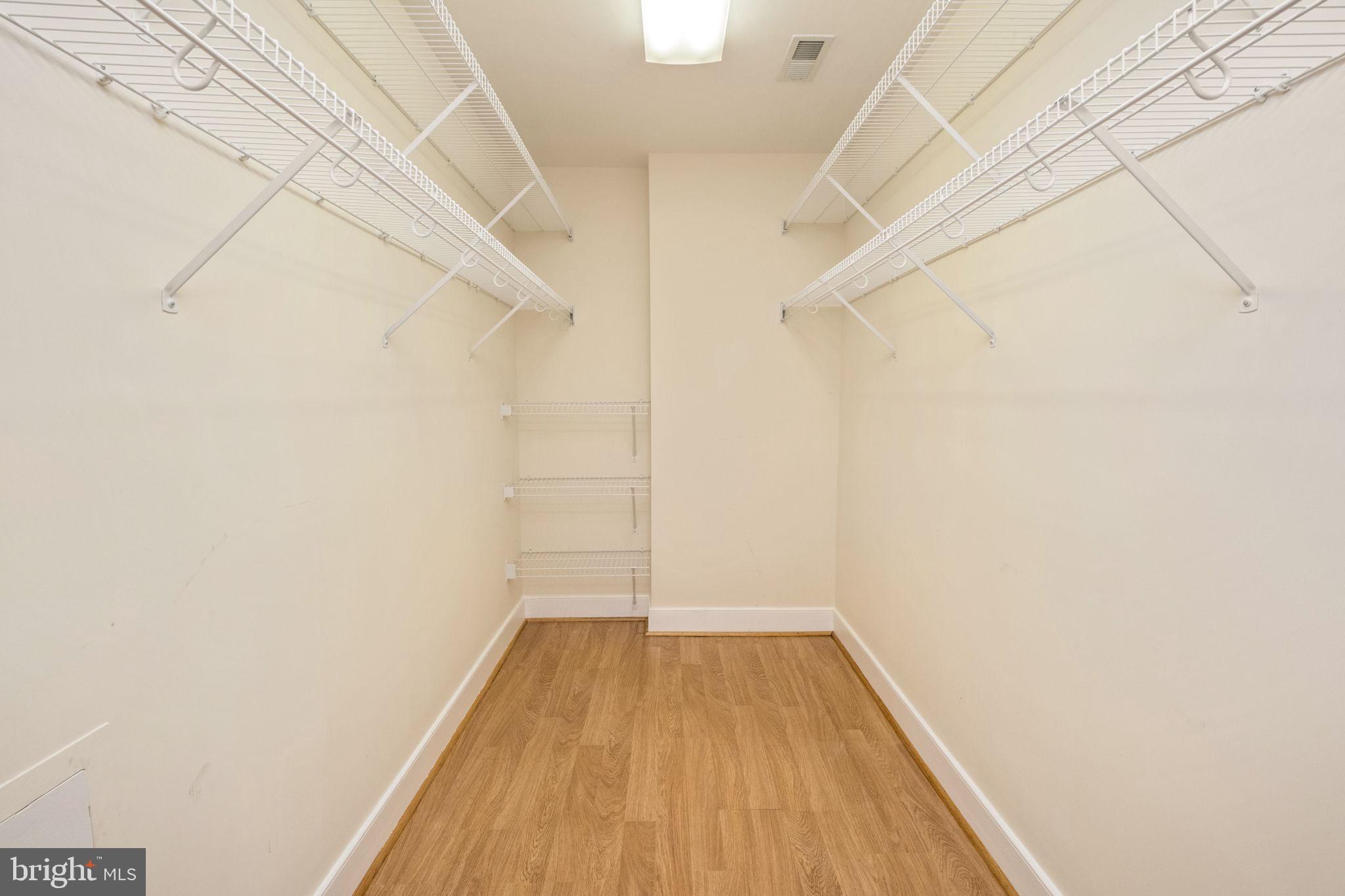 BARRINGTON - Residential