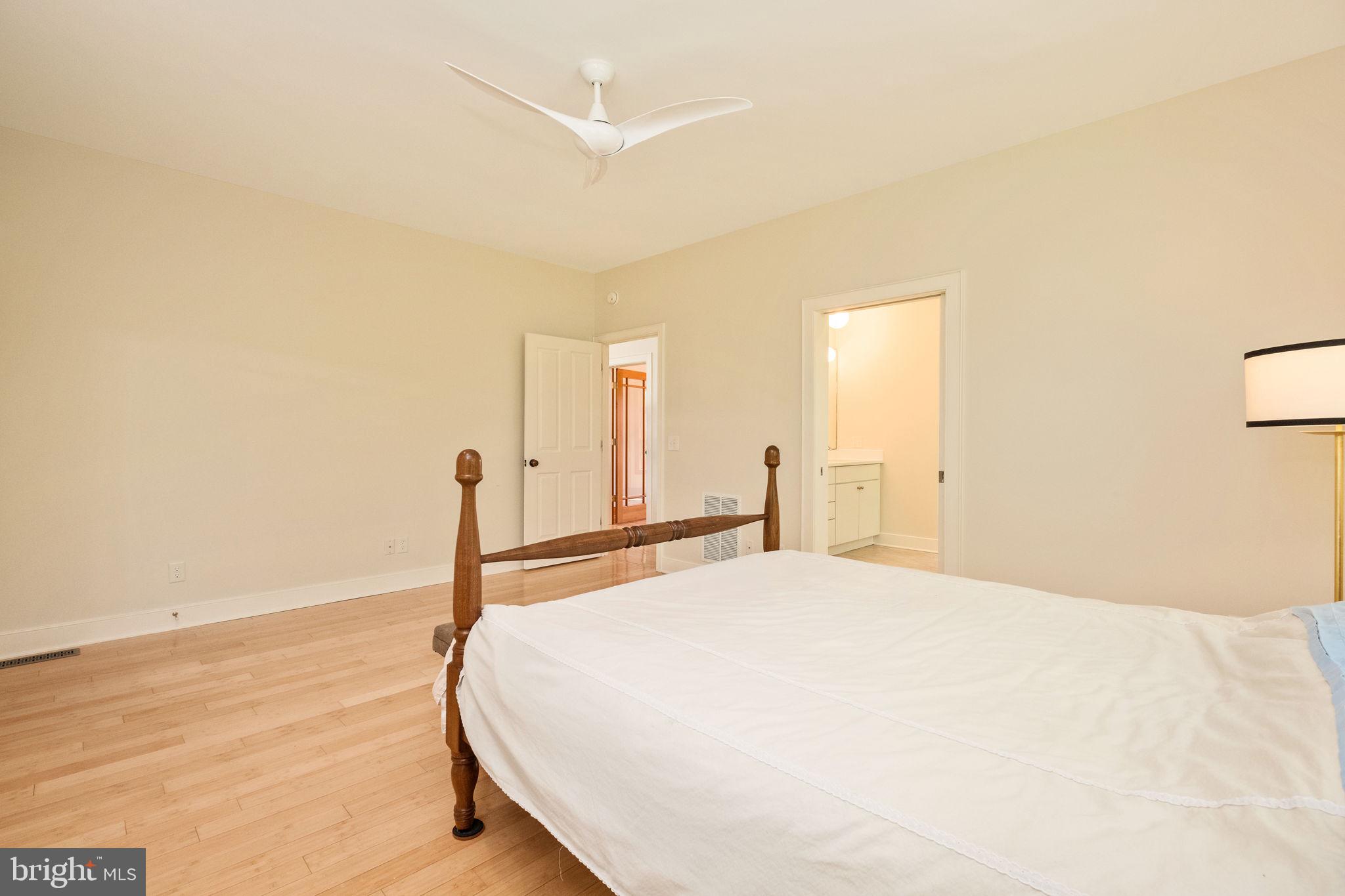 BARRINGTON - Residential