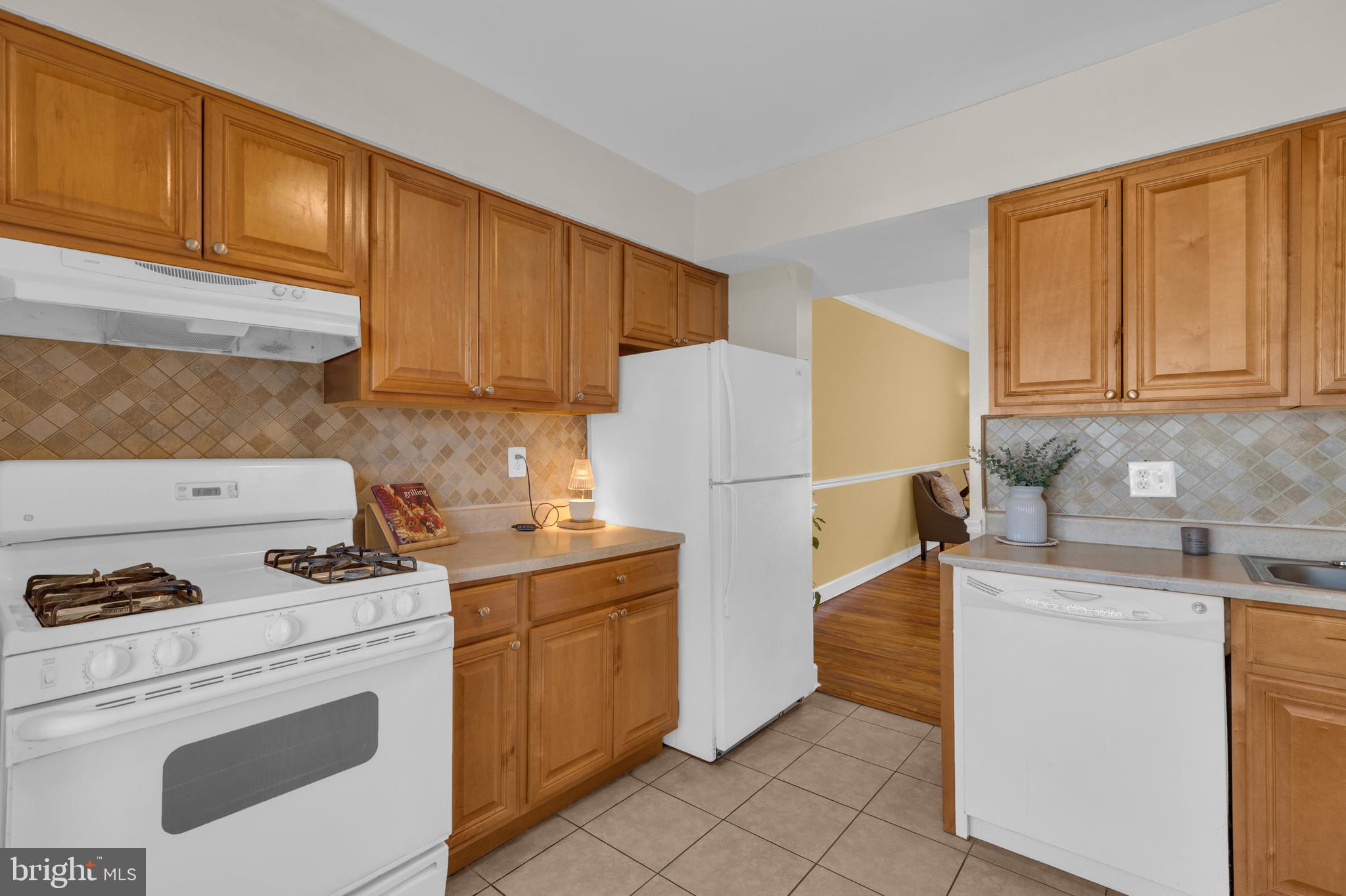 8231 COMMUNITY DRIVE