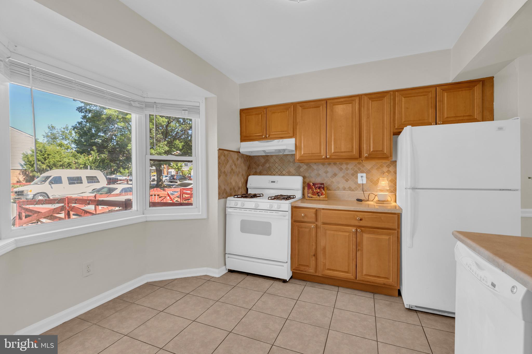8231 COMMUNITY DRIVE