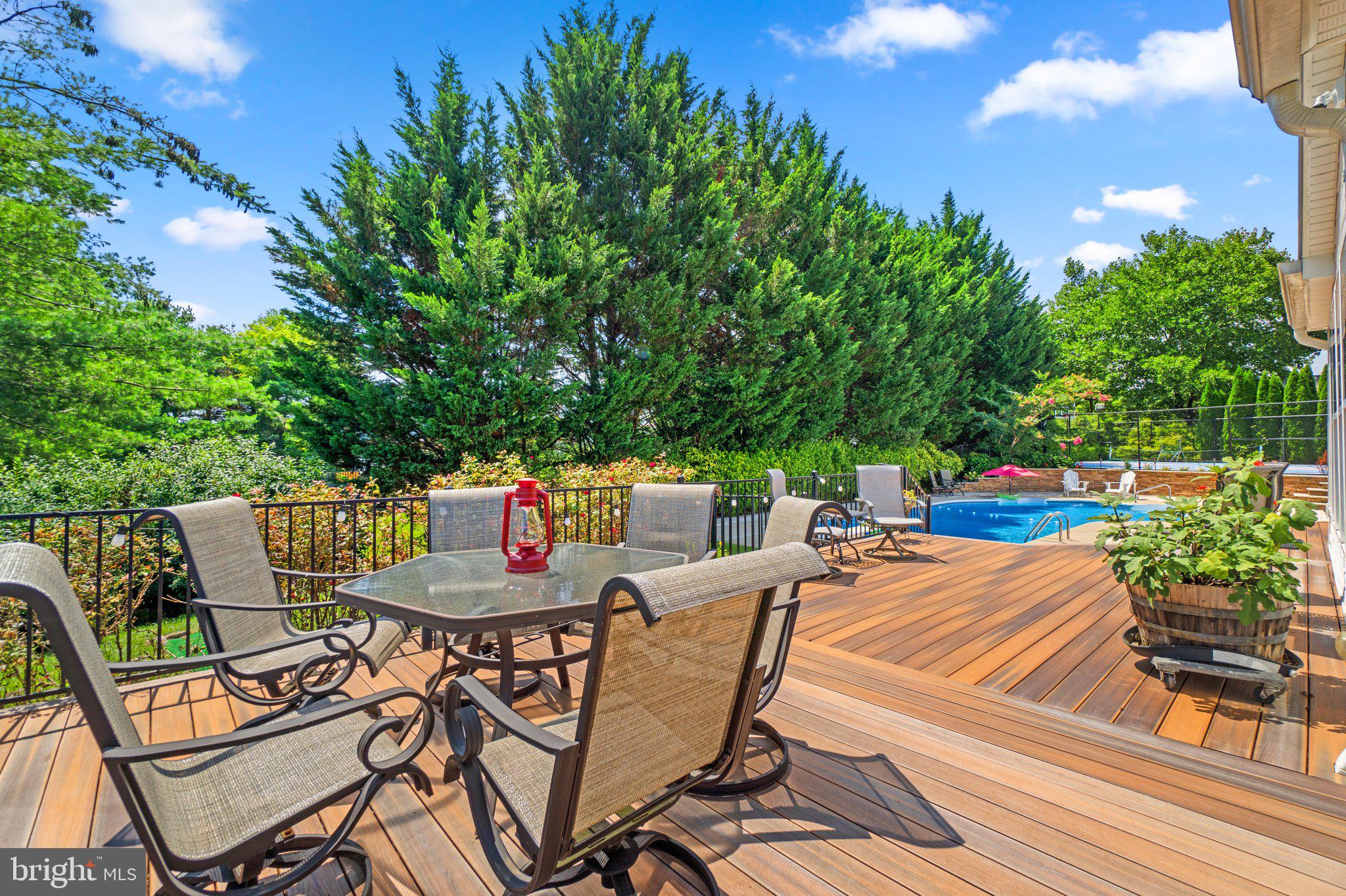 QUINCY STATION - Residential