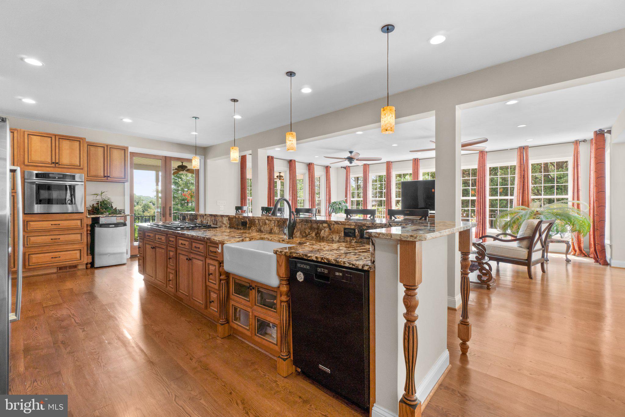 QUINCY STATION - Residential