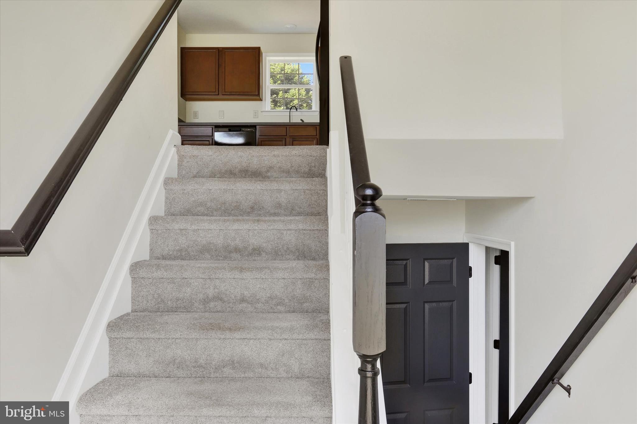 207 PIKE COURT