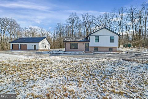 Photo of 1844 Decker Hollow Road, TYRONE, PA 16686 (MLS # PABR2015930)