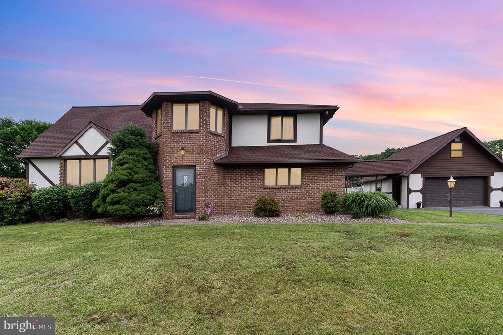 Photo of 44 Hill Top Road, HALIFAX, PA 17032 (MLS # PADA2052176)