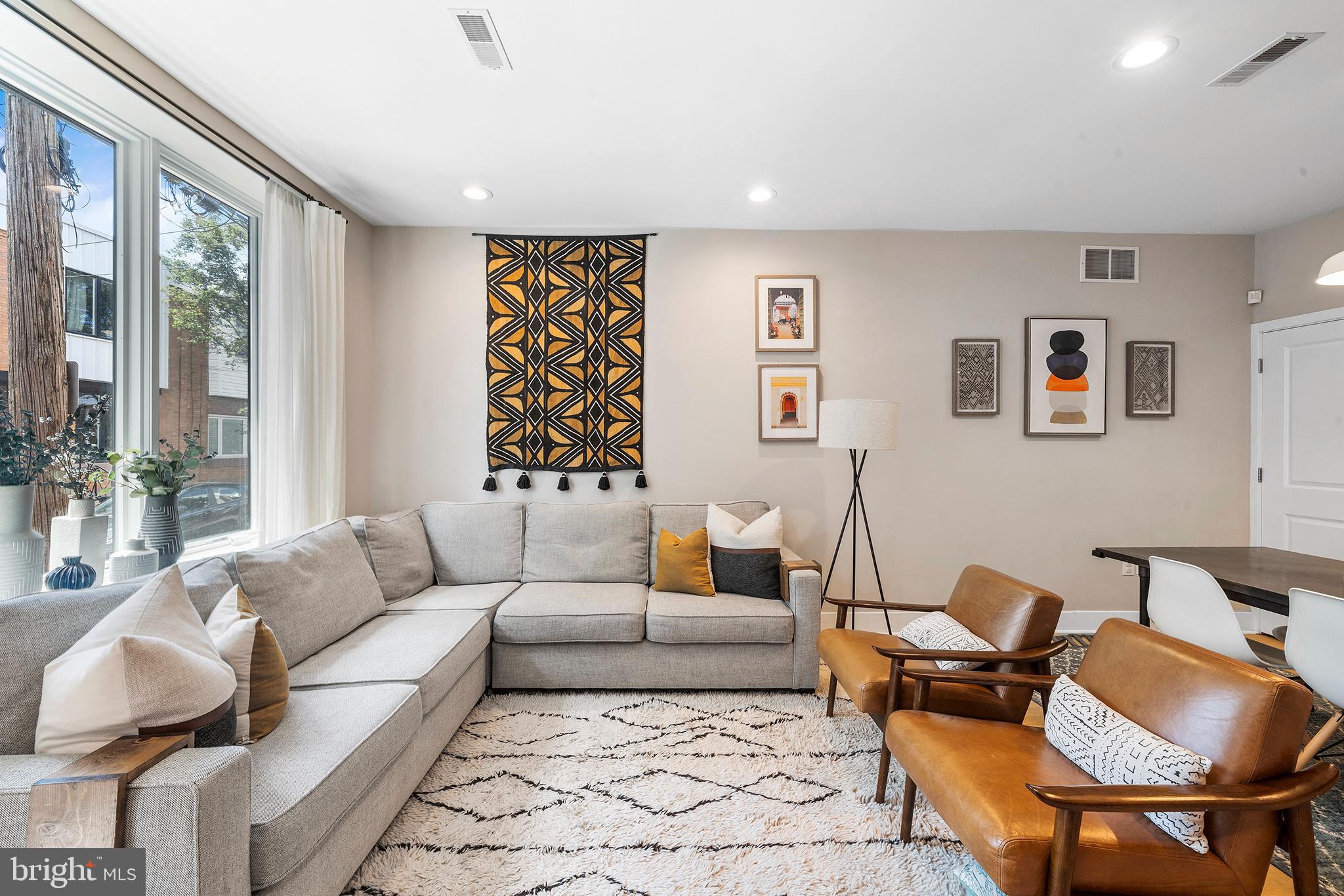 PASSYUNK SQUARE - Residential