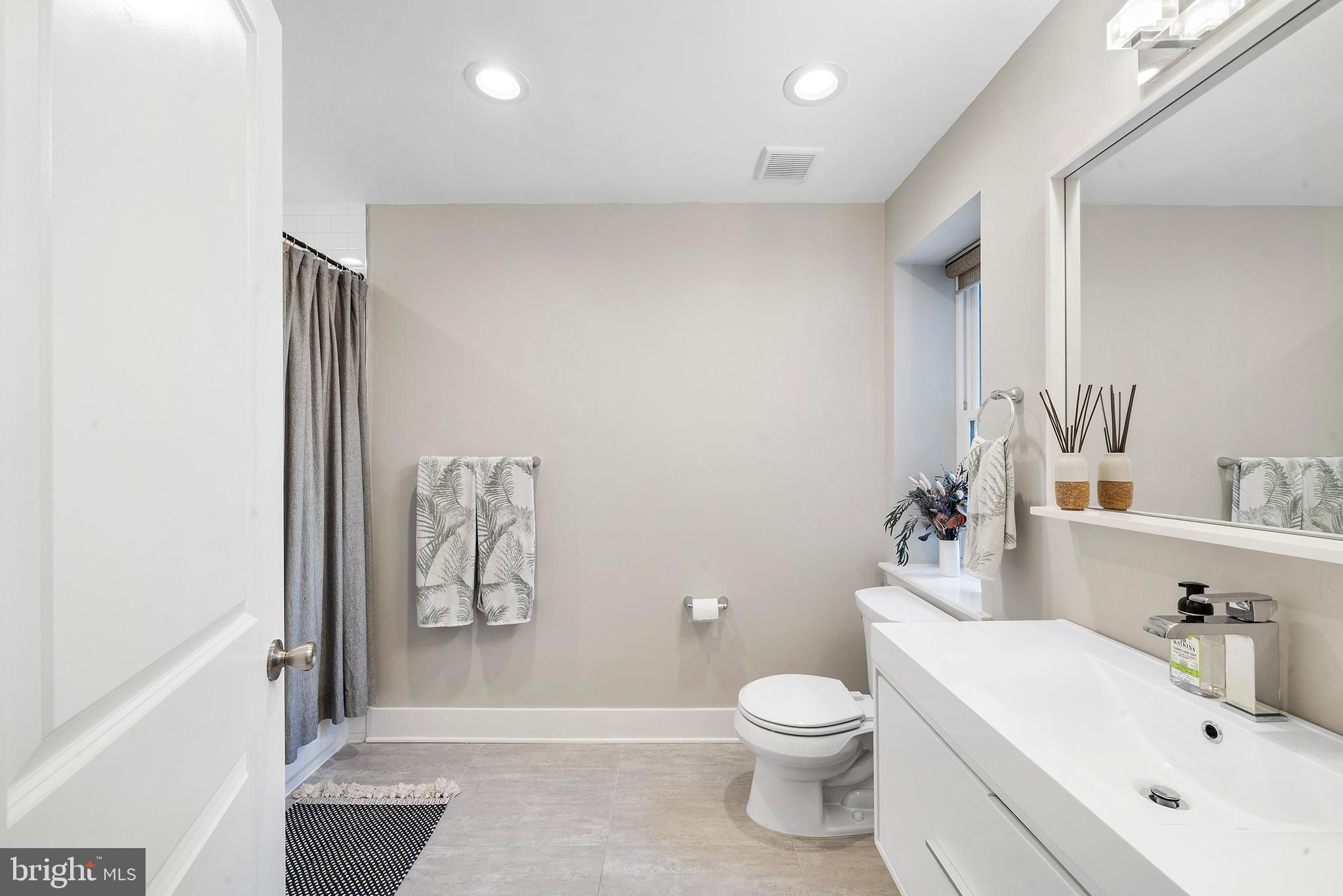 PASSYUNK SQUARE - Residential