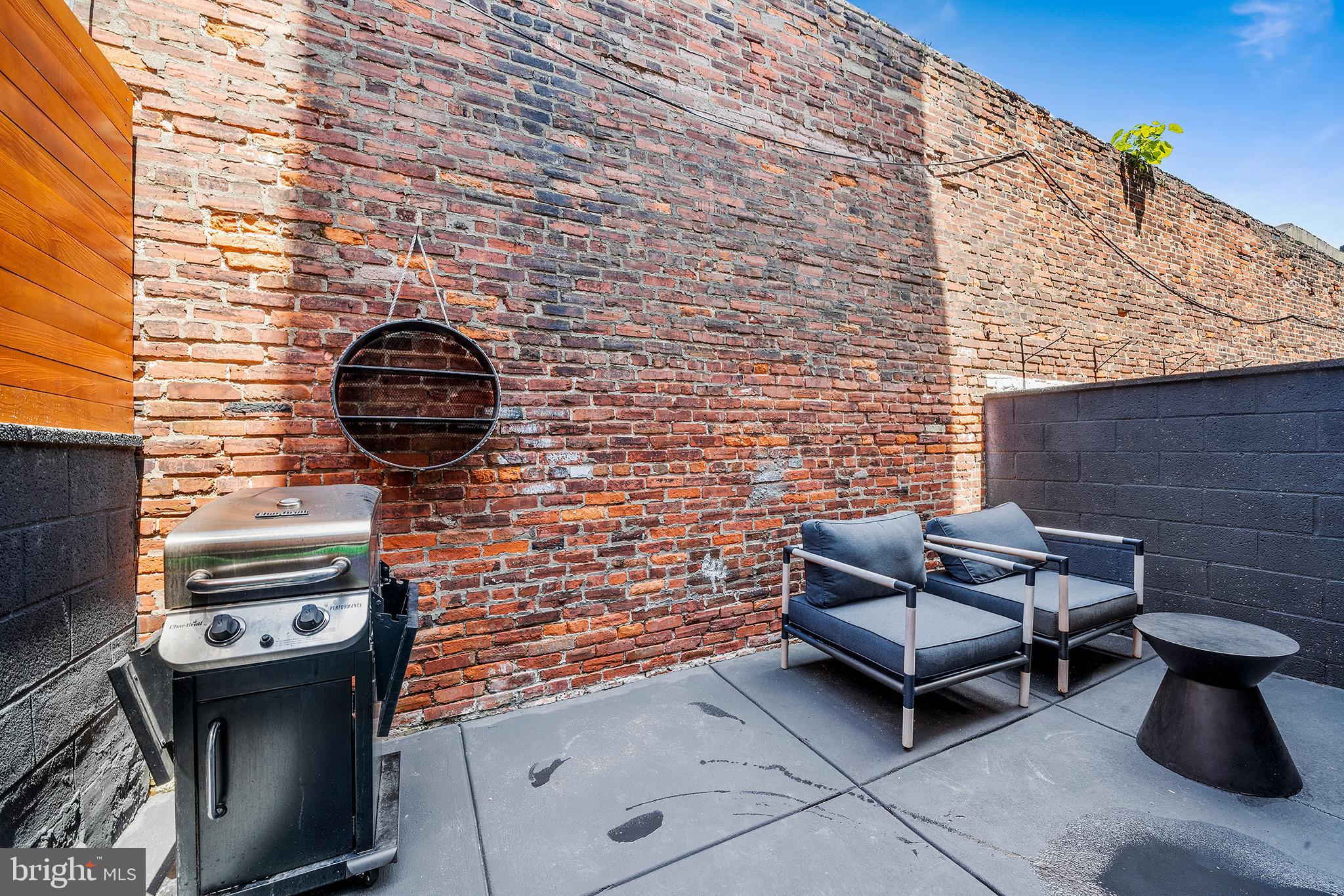 PASSYUNK SQUARE - Residential