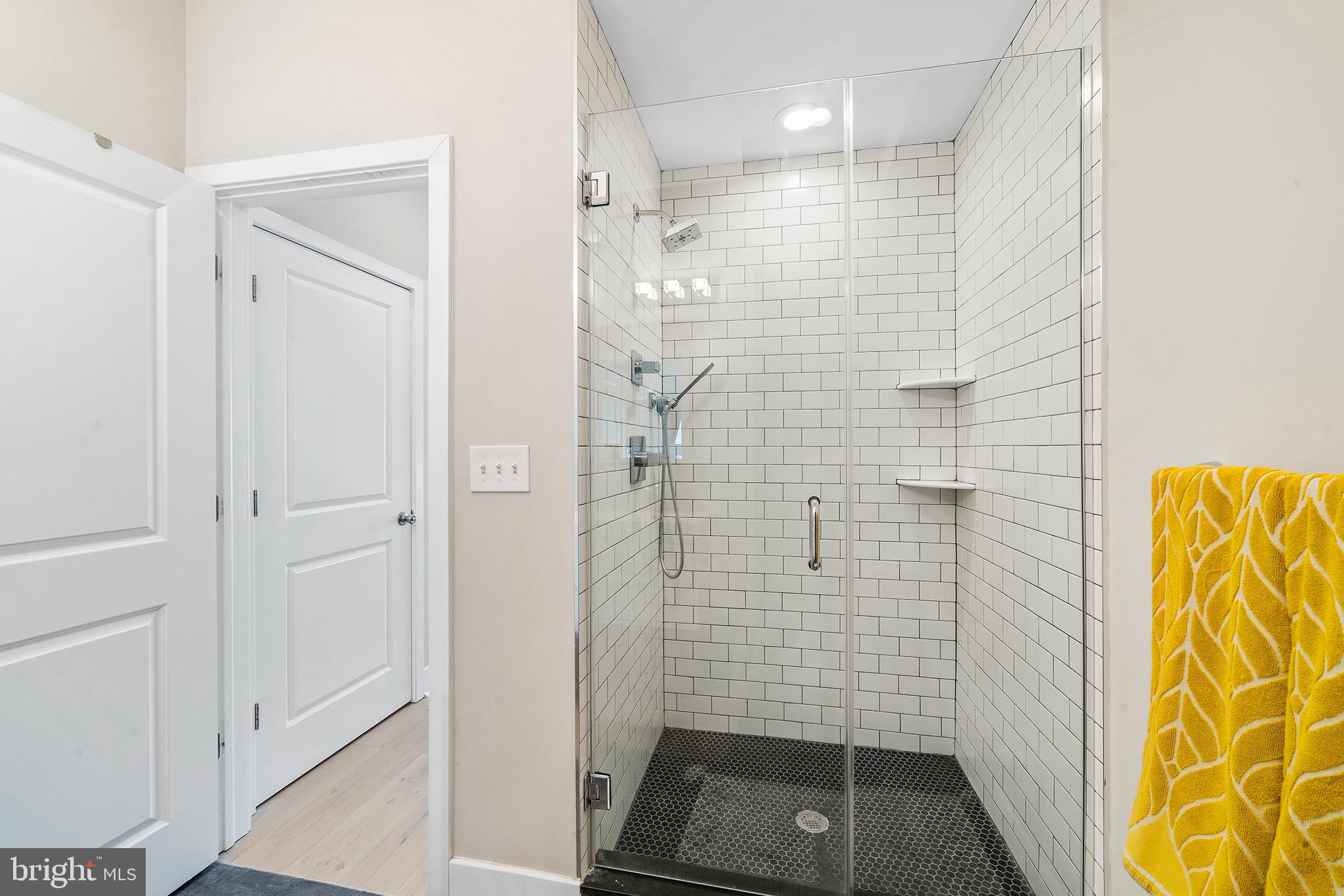 PASSYUNK SQUARE - Residential