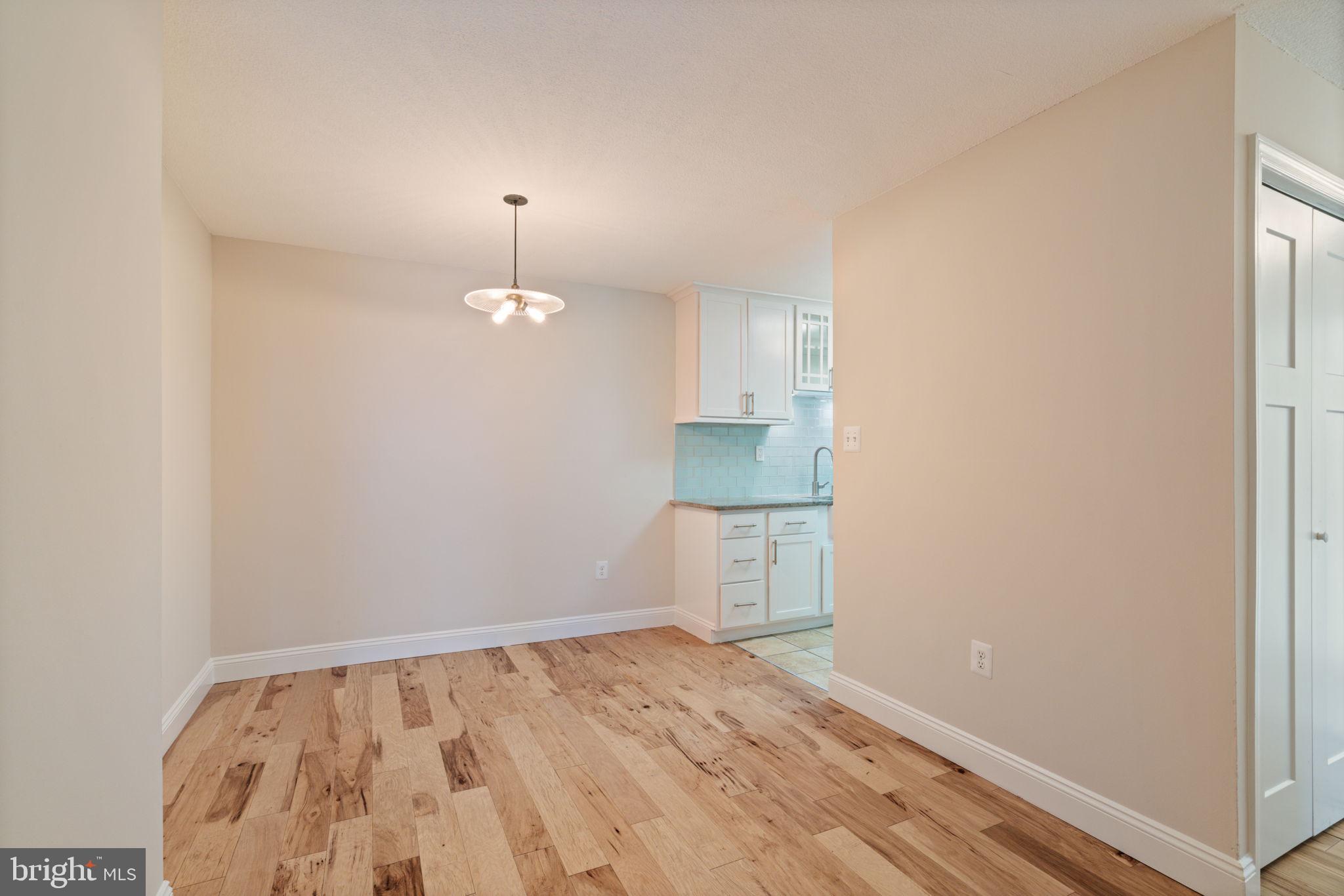 THE CARLTON - Residential