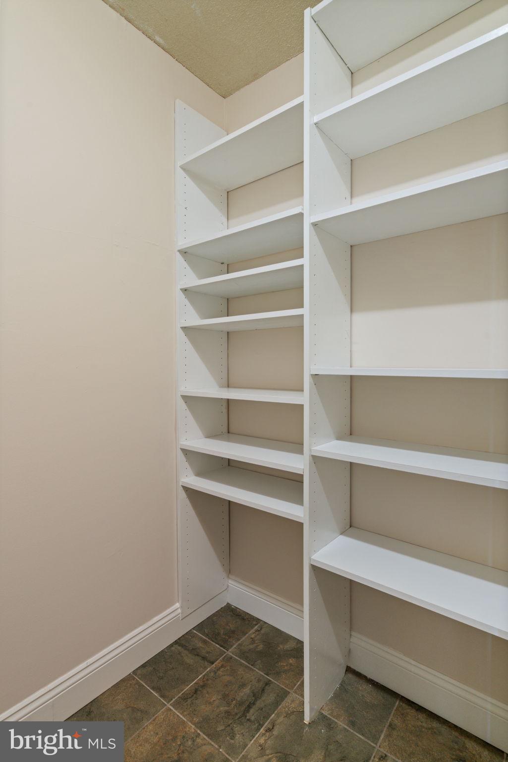 THE CARLTON - Residential