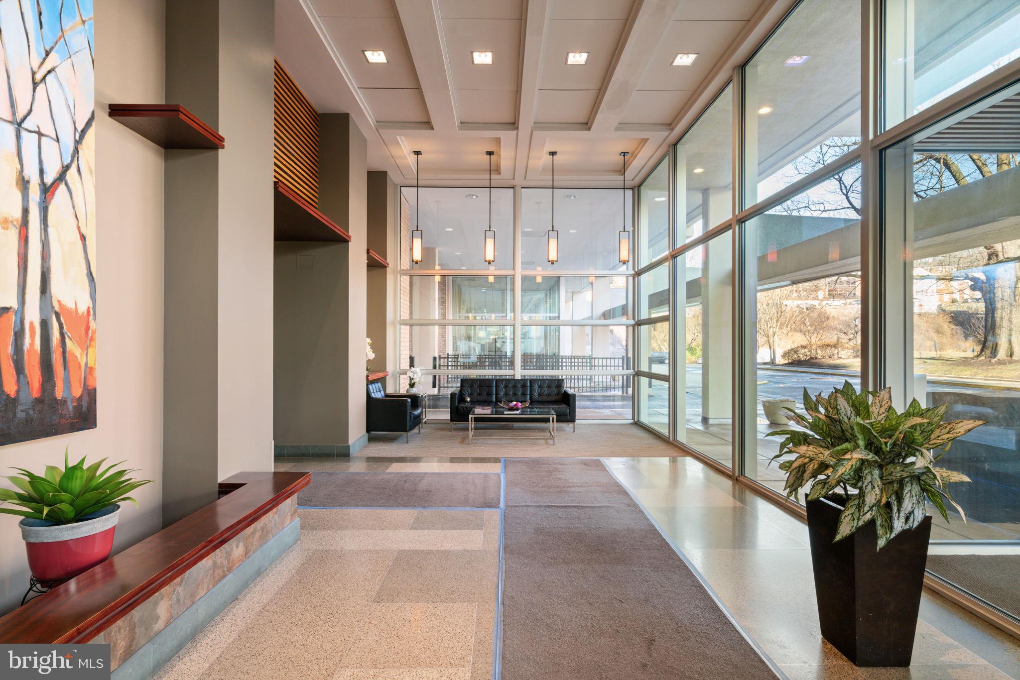 THE CARLTON - Residential