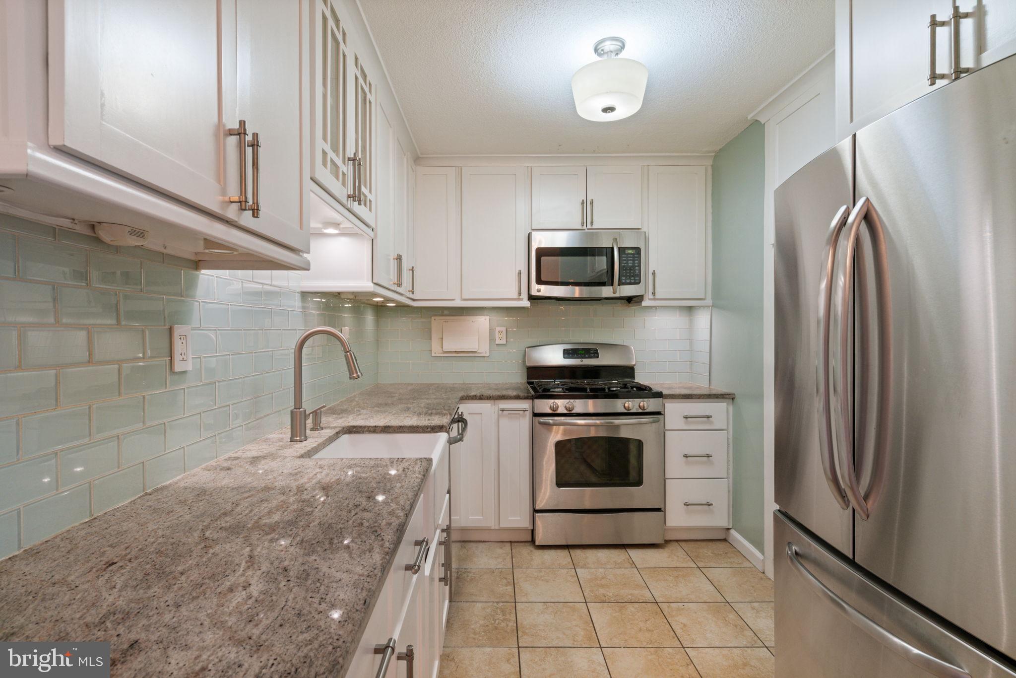 THE CARLTON - Residential