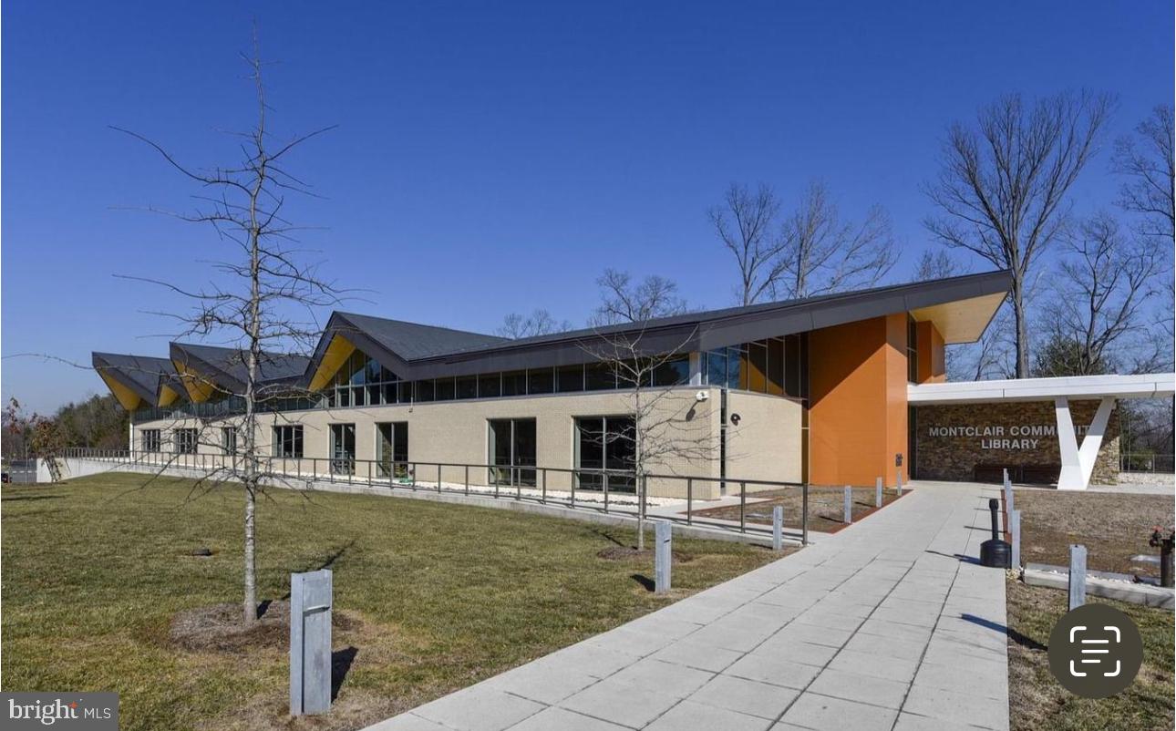 MONTCLAIR - Residential