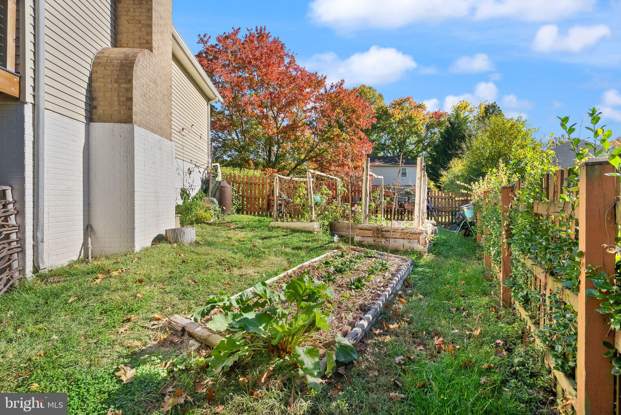 MONTCLAIR - Residential