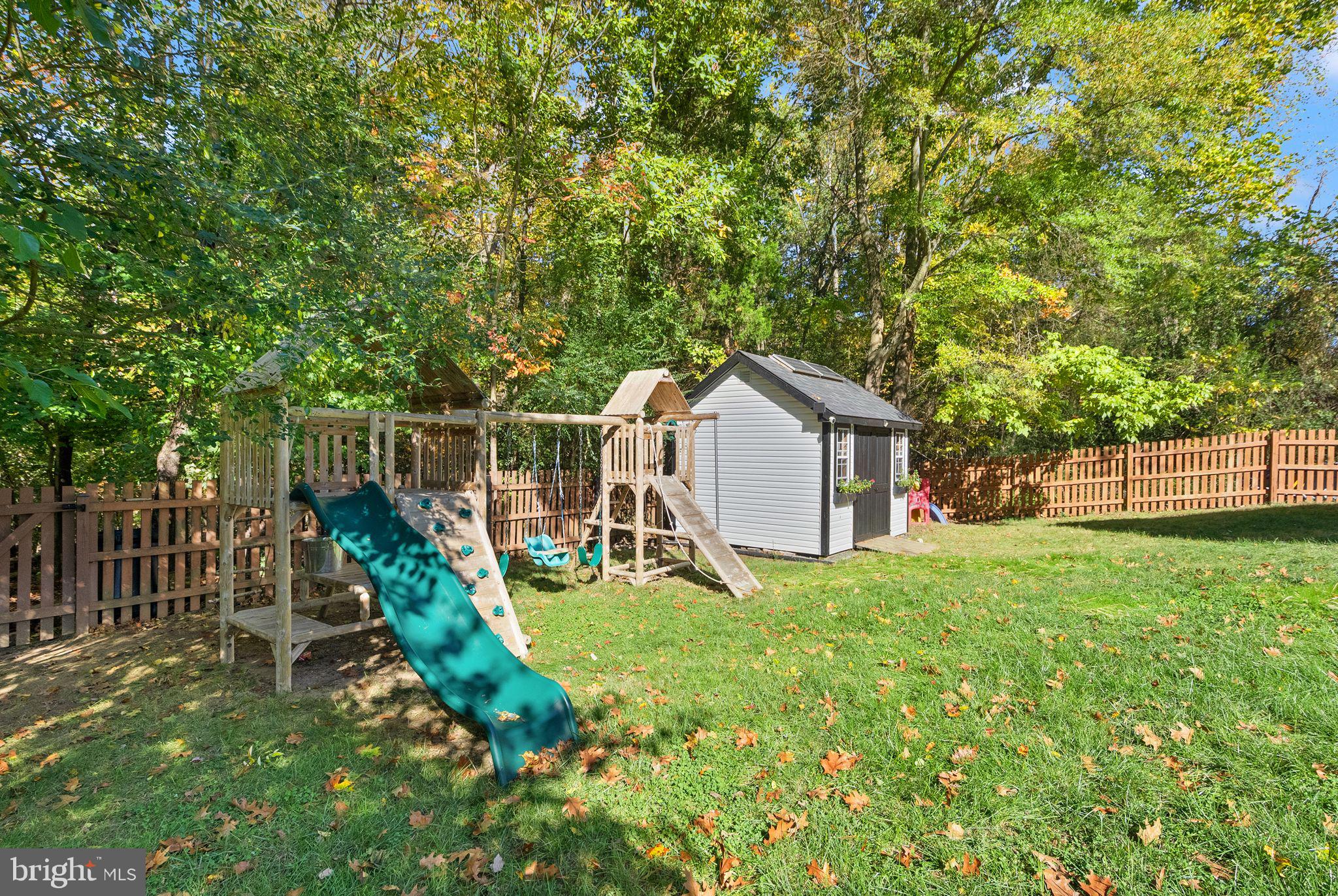 MONTCLAIR - Residential