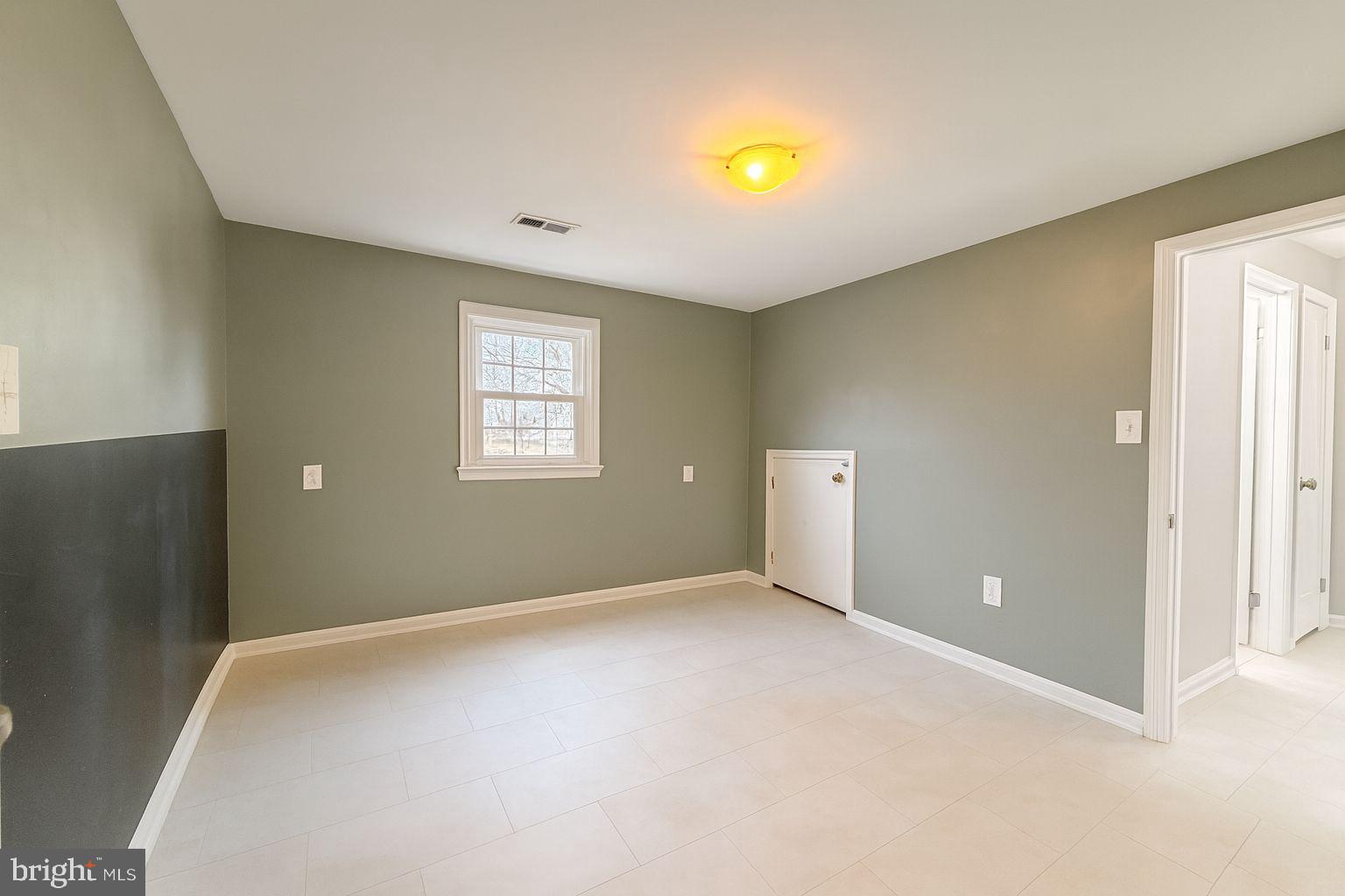 MONTCLAIR - Residential